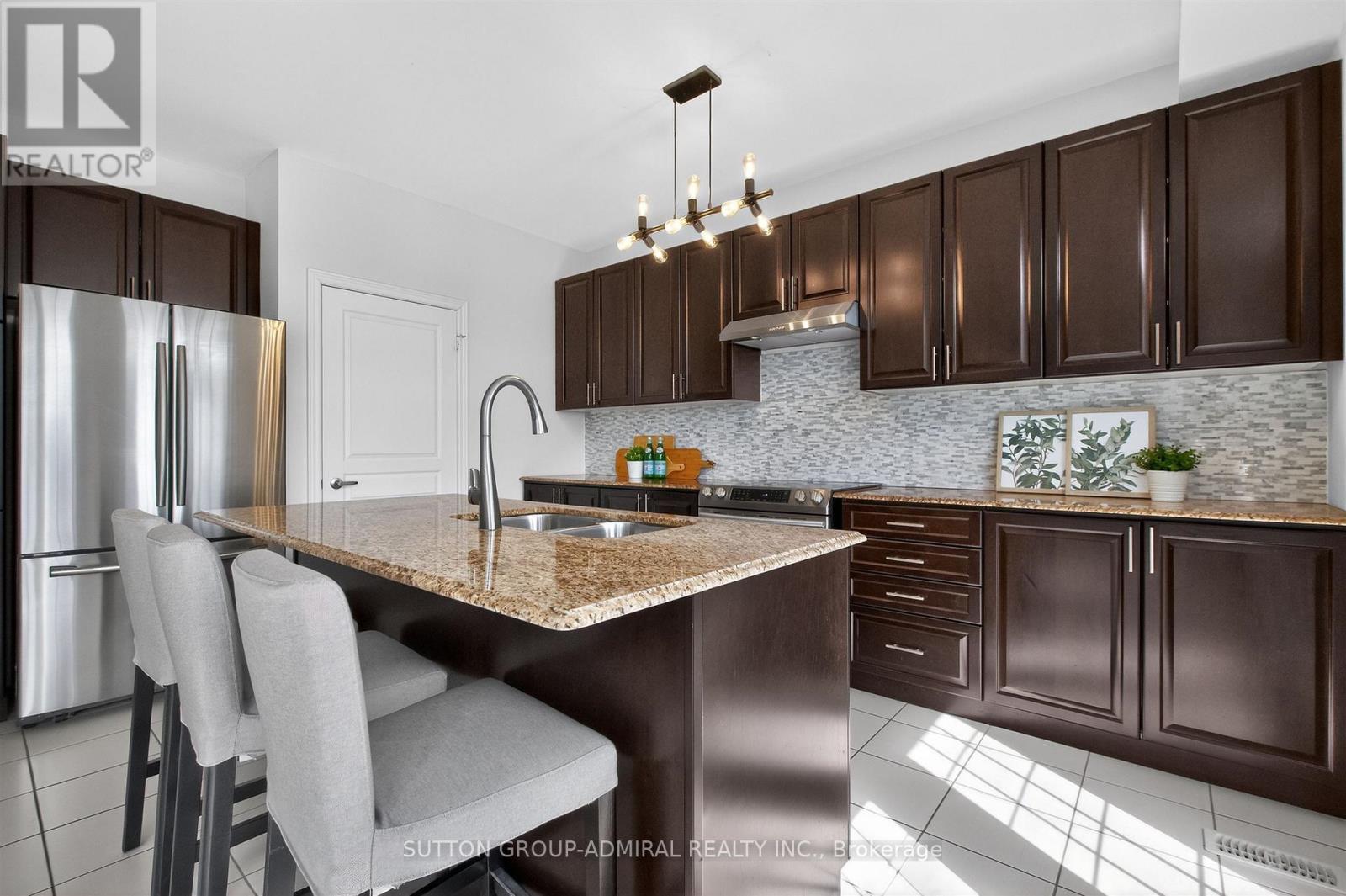 35 Webb Trail, New Tecumseth (Tottenham), Ontario  L0G 1W0 - Photo 18 - N12969482