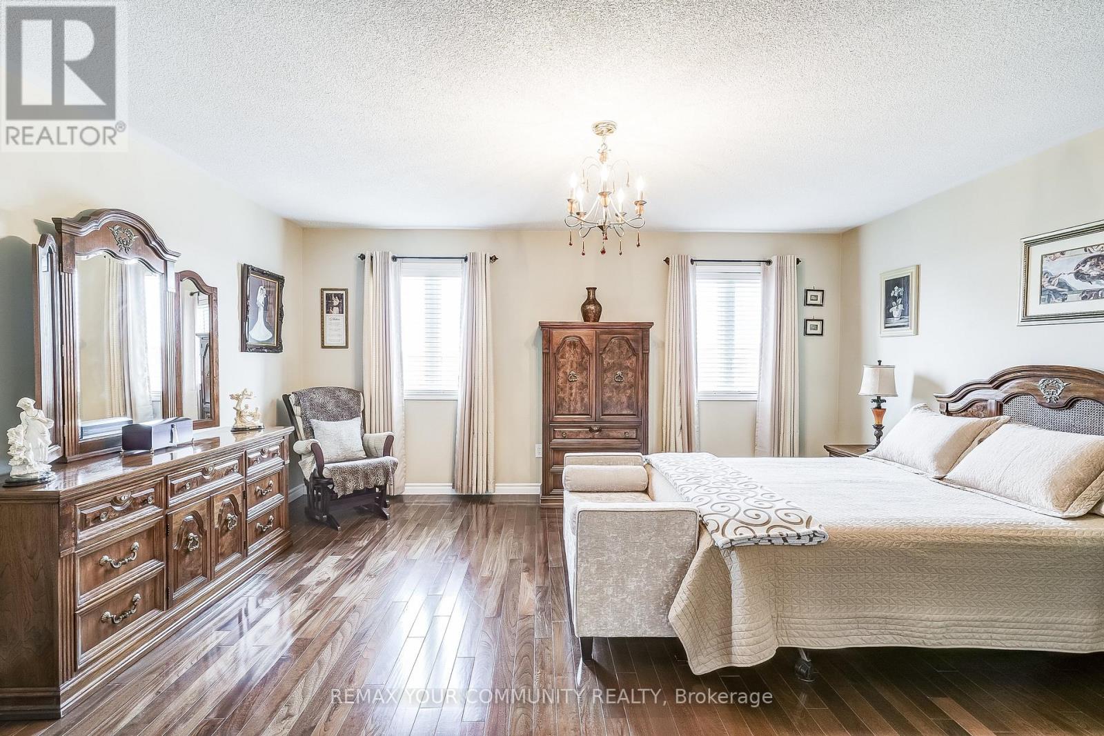 18 Muscadel Road, Vaughan, Ontario  L4H 3L8 - Photo 11 - N12969512