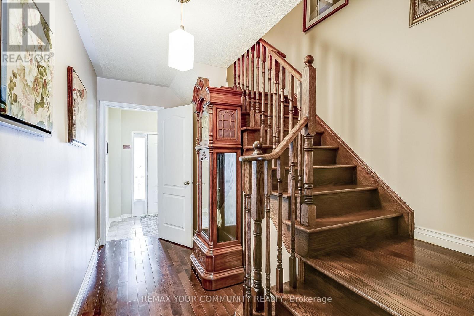 18 Muscadel Road, Vaughan, Ontario  L4H 3L8 - Photo 4 - N12969512