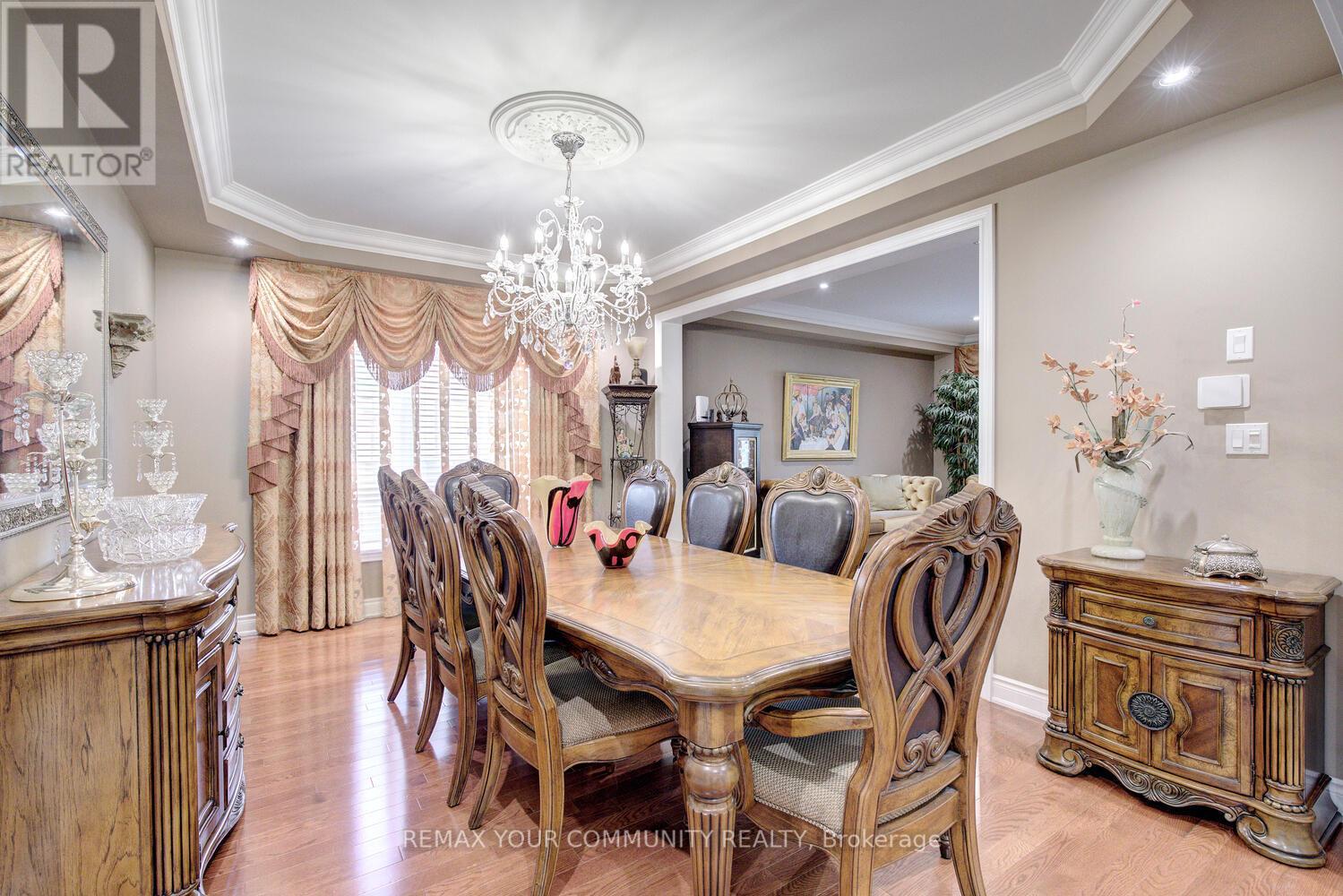 58 Michael Fisher Avenue, Vaughan, Ontario  L6A 0K9 - Photo 10 - N12969516