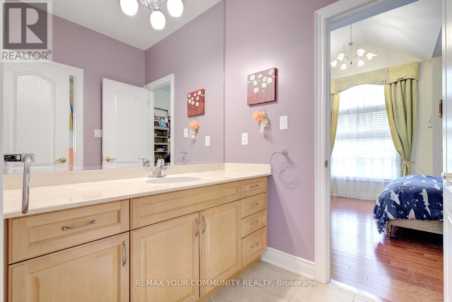 58 Michael Fisher Avenue, Vaughan, Ontario  L6A 0K9 - Photo 34 - N12969516