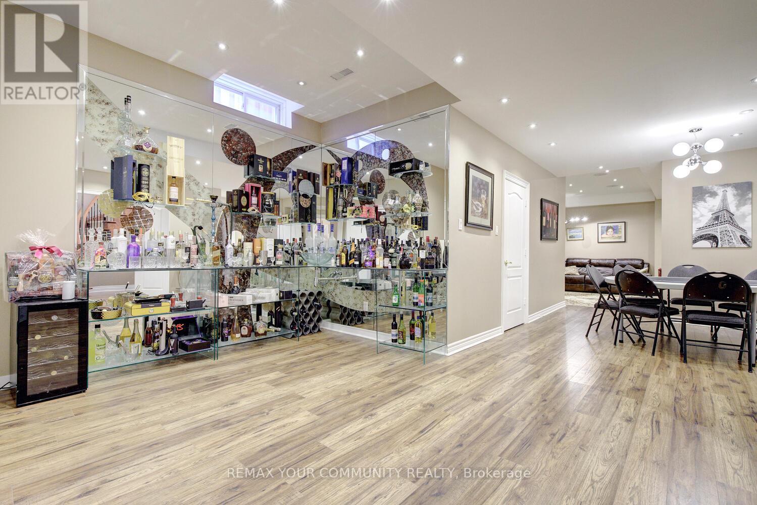 58 Michael Fisher Avenue, Vaughan, Ontario  L6A 0K9 - Photo 38 - N12969516