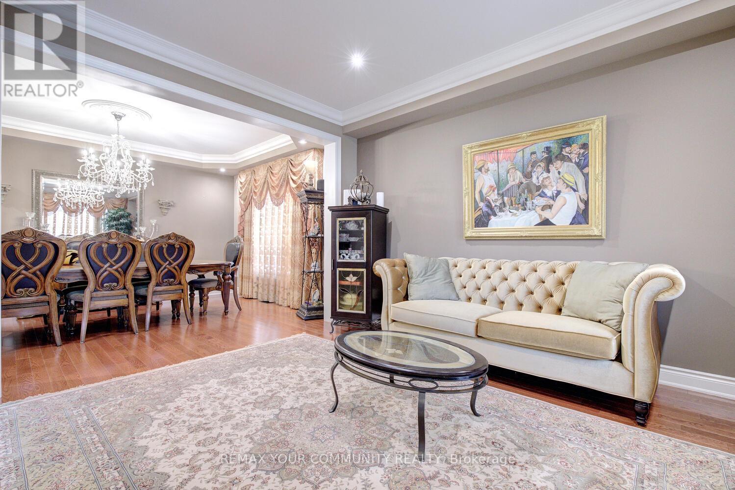 58 Michael Fisher Avenue, Vaughan, Ontario  L6A 0K9 - Photo 7 - N12969516