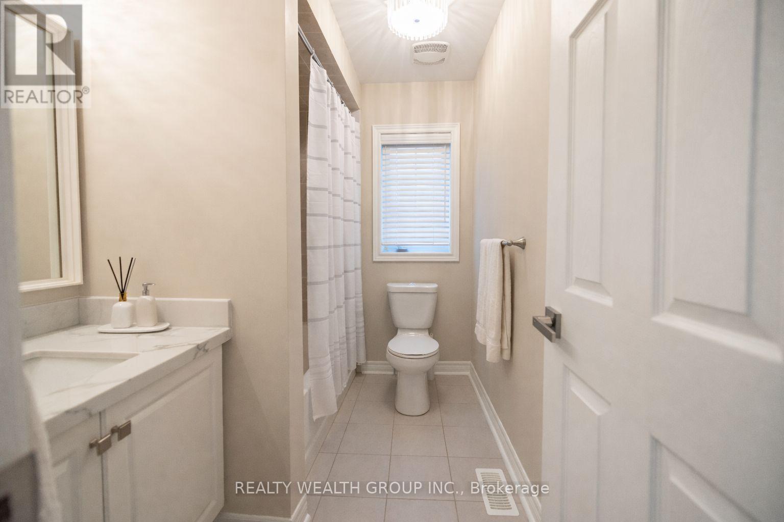 32 Rock Elm Court, Vaughan, Ontario L6A 4C2 - Photo 18 - N12969564