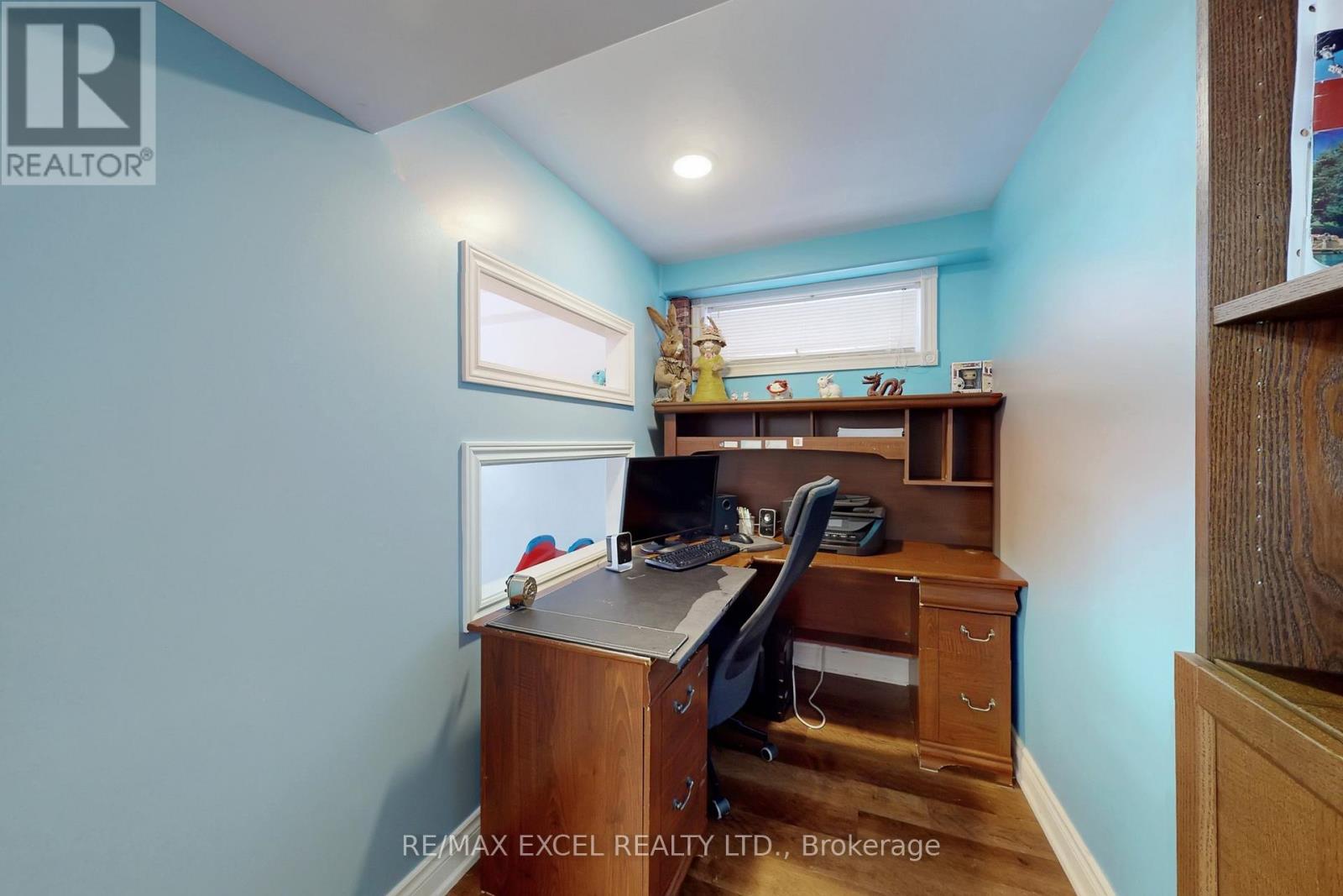 96 Ferncroft Drive, Georgina, Ontario  L4P 4G7 - Photo 39 - N12969596