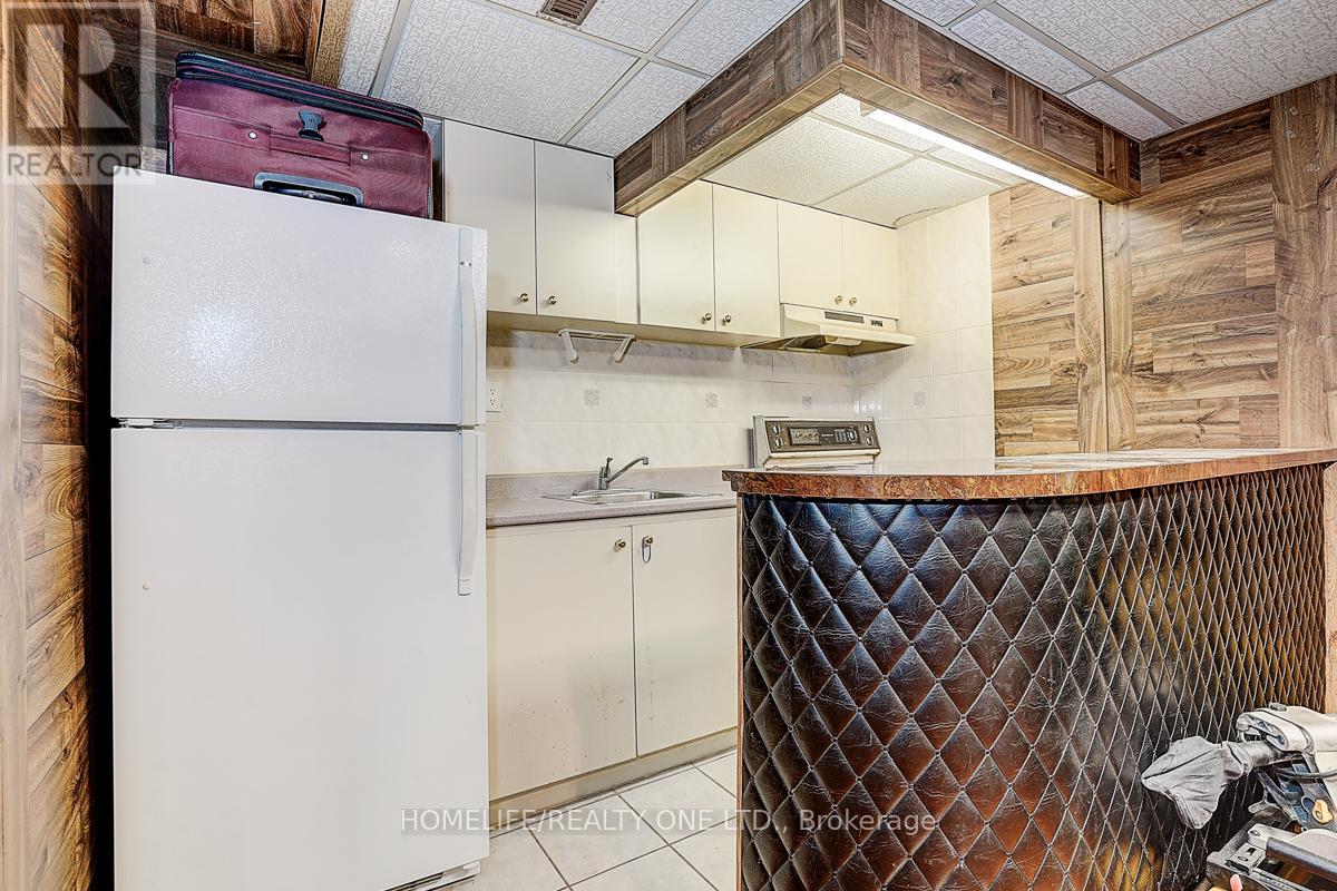 35 Fieldview Crescent N, Markham, Ontario  L3R 3H6 - Photo 21 - N12969620