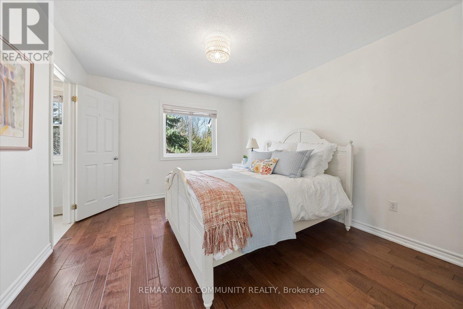 4 Marinucci Court, Richmond Hill, Ontario  L4C 0M3 - Photo 22 - N12969724