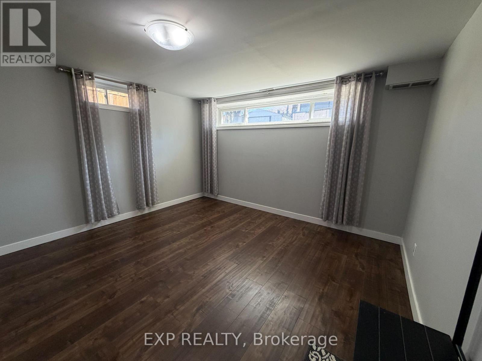 Lower - 73 Roxborough Road, Newmarket, Ontario  L3Y 3L1 - Photo 12 - N12969828