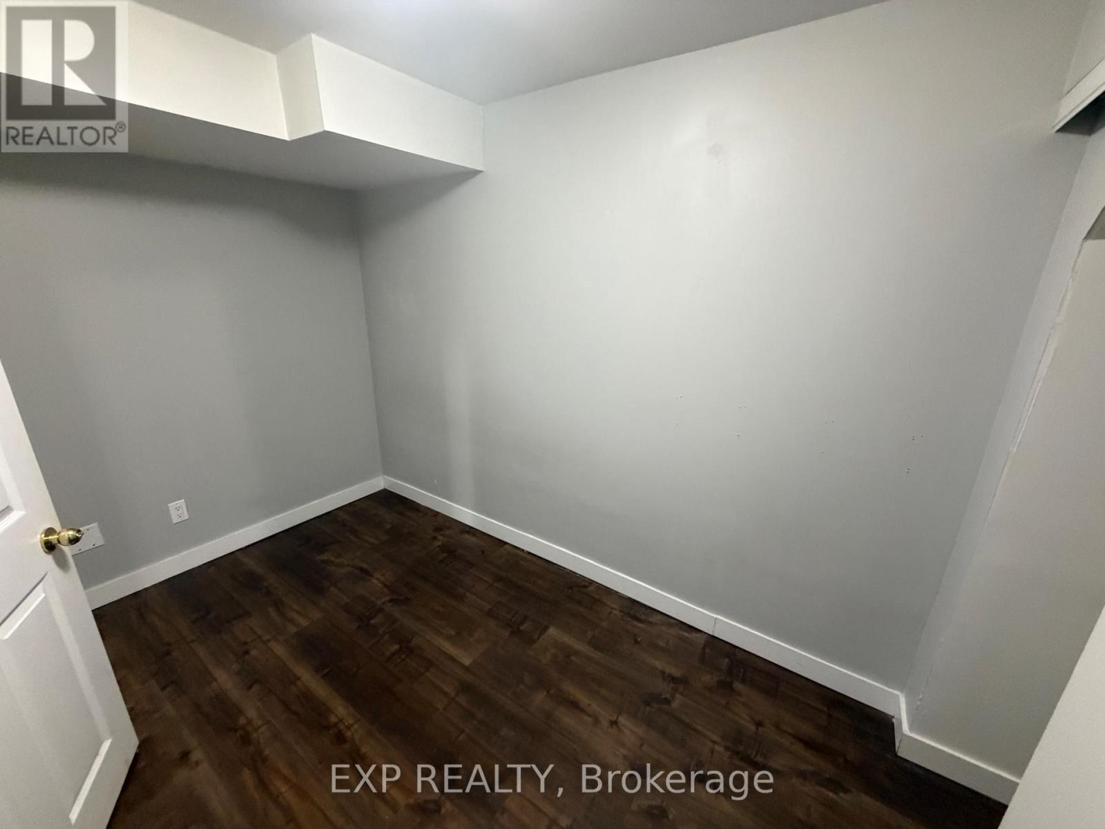 Lower - 73 Roxborough Road, Newmarket, Ontario  L3Y 3L1 - Photo 20 - N12969828