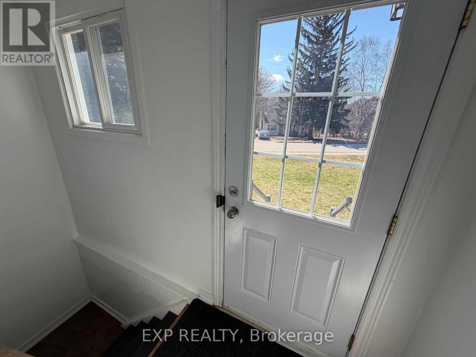 Lower - 73 Roxborough Road, Newmarket, Ontario  L3Y 3L1 - Photo 23 - N12969828