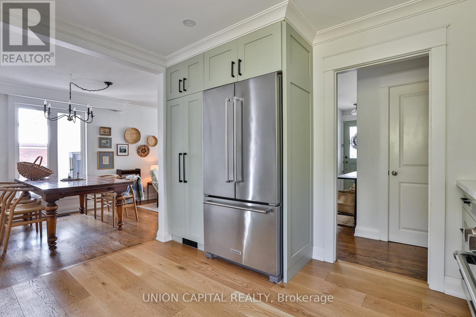 11 Sherwood Forest Drive, Markham, Ontario  L3P 1P5 - Photo 13 - N12969854