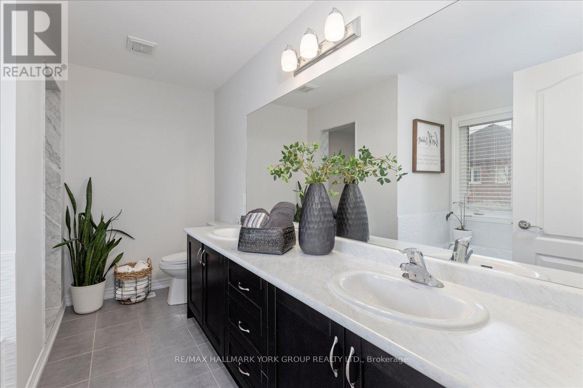 39 Prosser Crescent, Georgina, Ontario  L0E 1R0 - Photo 21 - N12969862