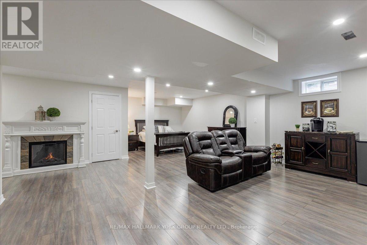 39 Prosser Crescent, Georgina, Ontario  L0E 1R0 - Photo 36 - N12969862