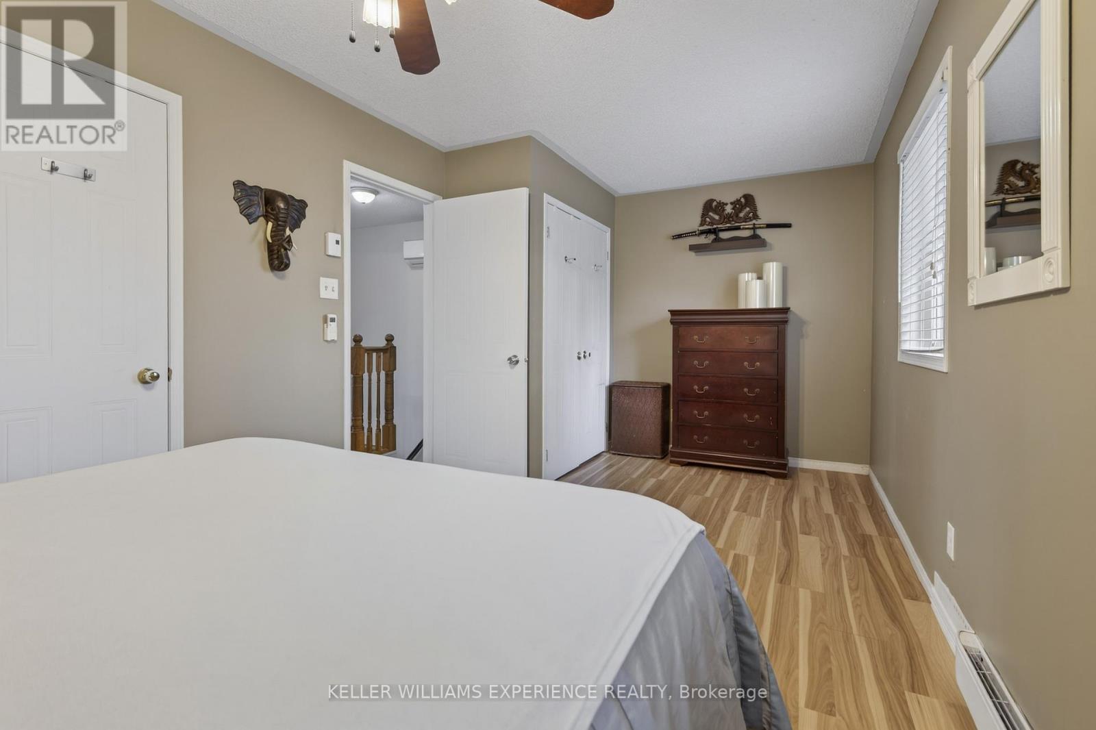 125 Simcoe Street, Essa (Angus), Ontario  L0M 1B0 - Photo 13 - N12969932