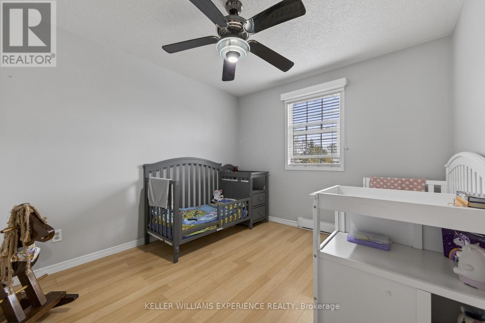 125 Simcoe Street, Essa (Angus), Ontario  L0M 1B0 - Photo 15 - N12969932