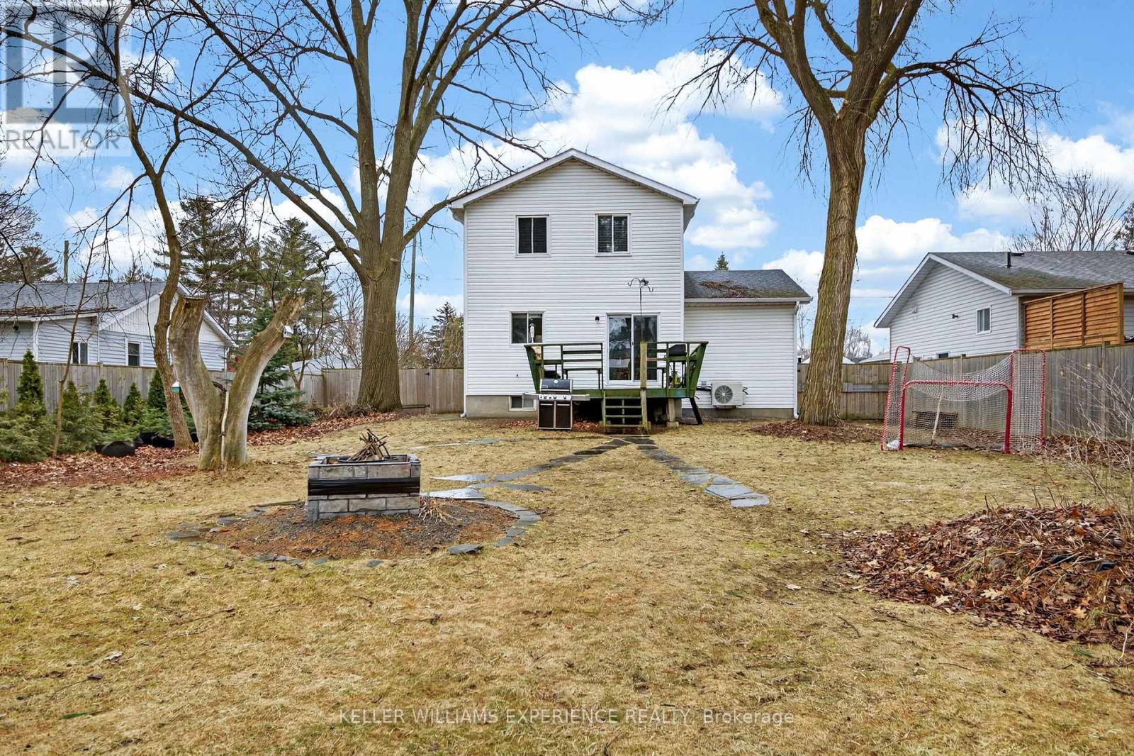 125 Simcoe Street, Essa (Angus), Ontario  L0M 1B0 - Photo 20 - N12969932