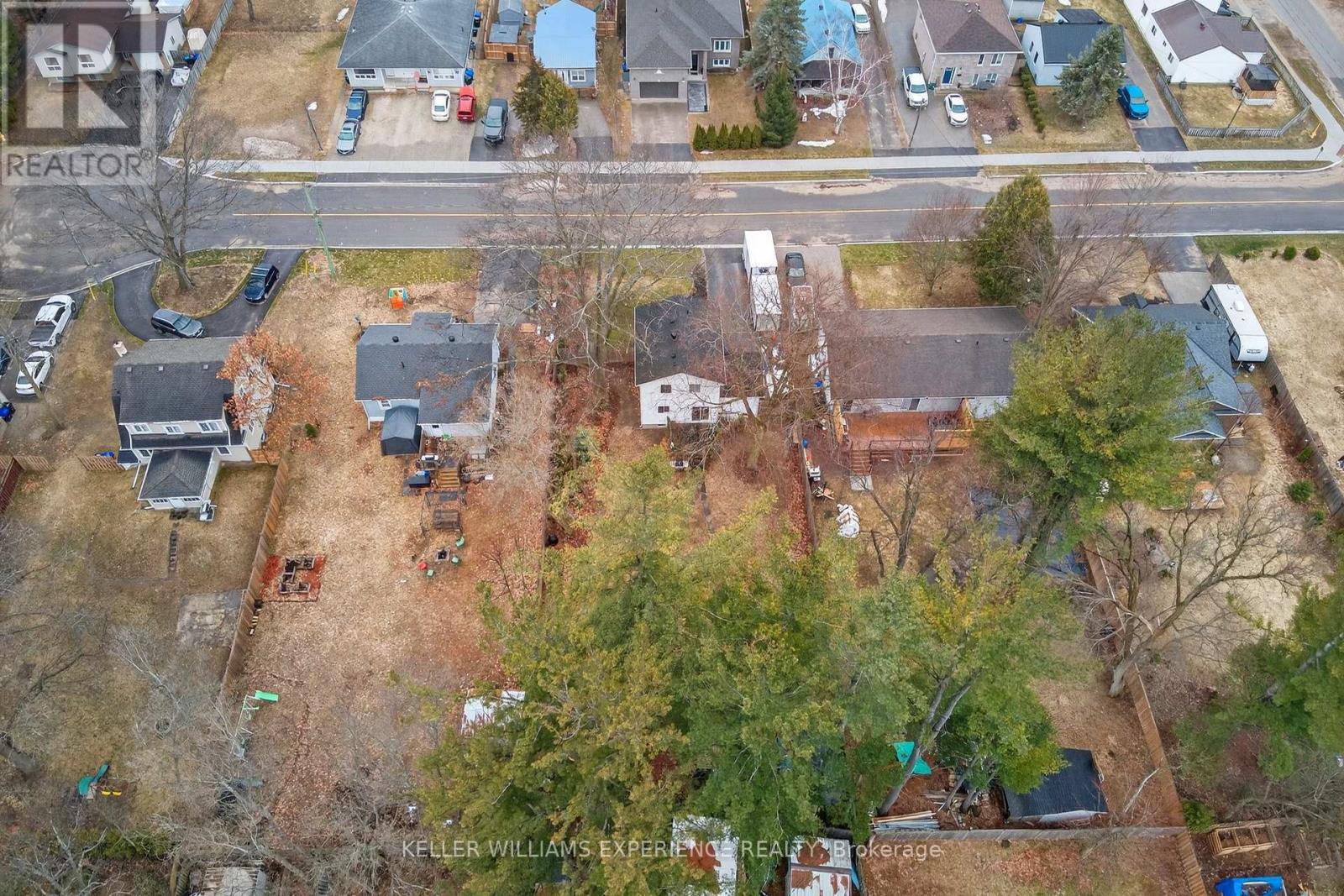 125 Simcoe Street, Essa (Angus), Ontario  L0M 1B0 - Photo 24 - N12969932