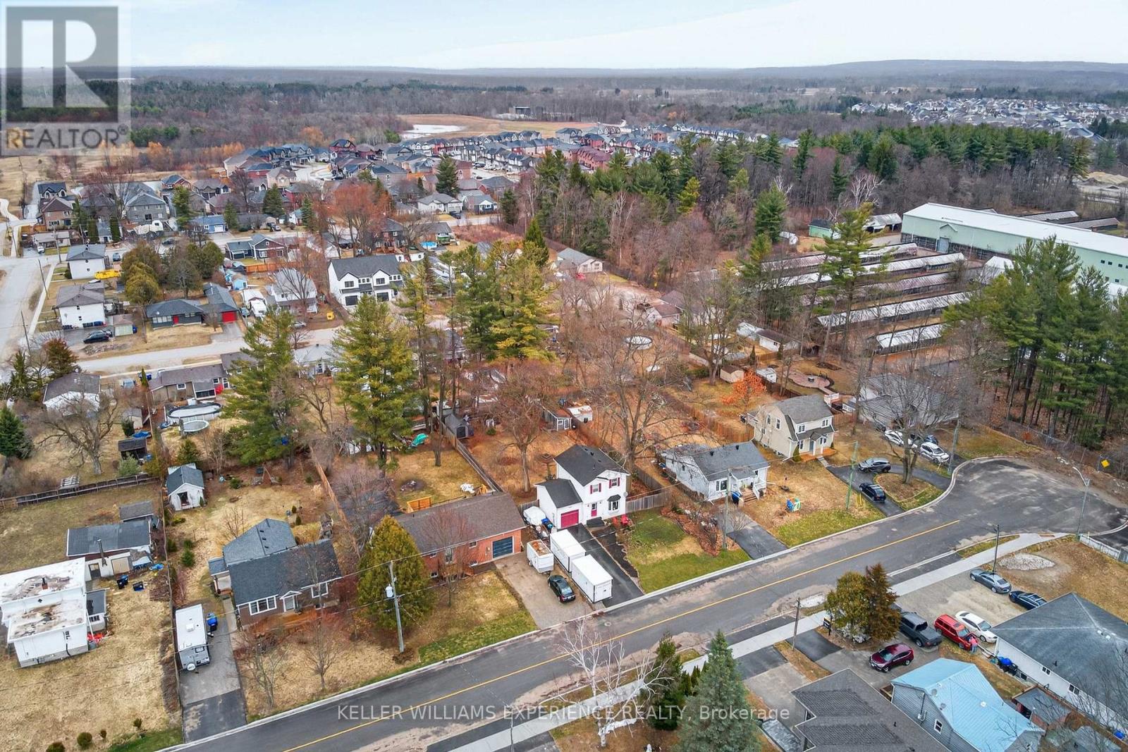 125 Simcoe Street, Essa (Angus), Ontario  L0M 1B0 - Photo 26 - N12969932