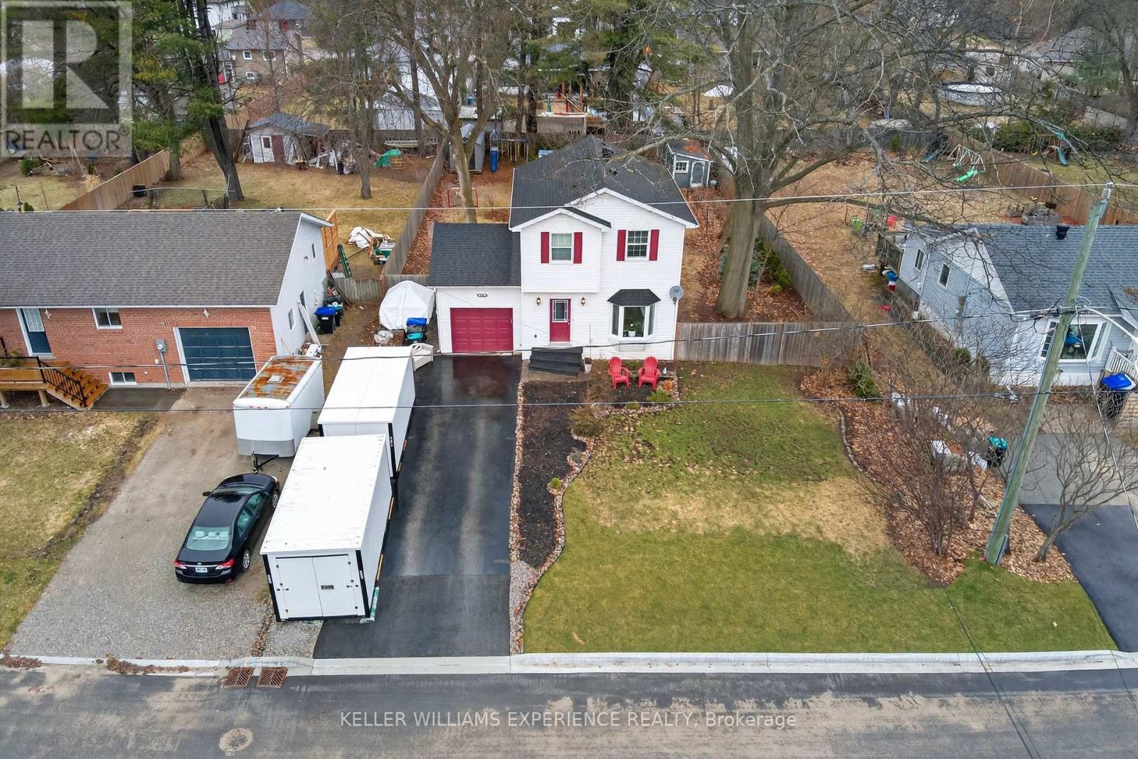 125 Simcoe Street, Essa (Angus), Ontario  L0M 1B0 - Photo 28 - N12969932