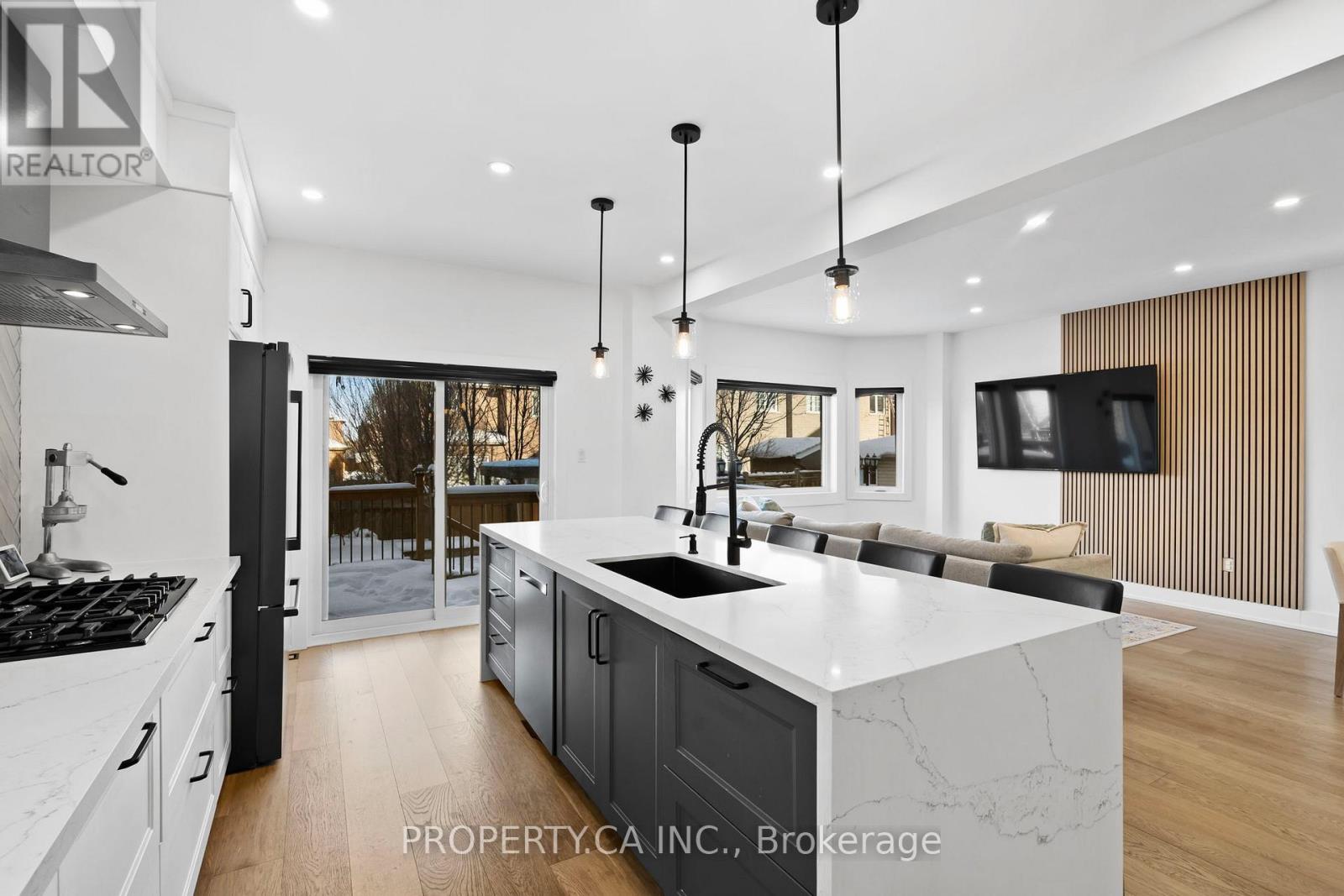 44 Andrew Hill Drive, Vaughan, Ontario  L4H 0H3 - Photo 19 - N12969946