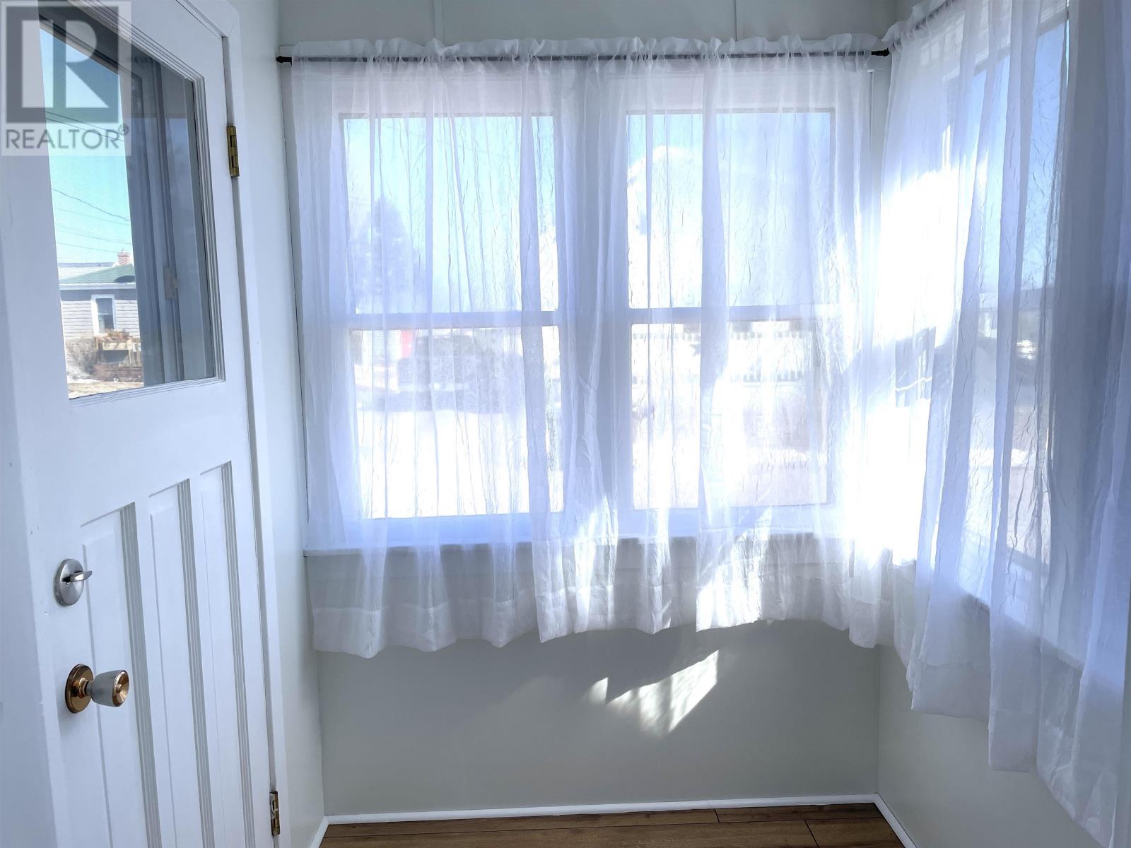 58 St. Lawrence Street, Summerside, Prince Edward Island  C1W 3X3 - Photo 3 - 202606606