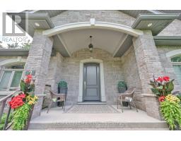 2 HILLTOP COURT, Springwater, Ontario