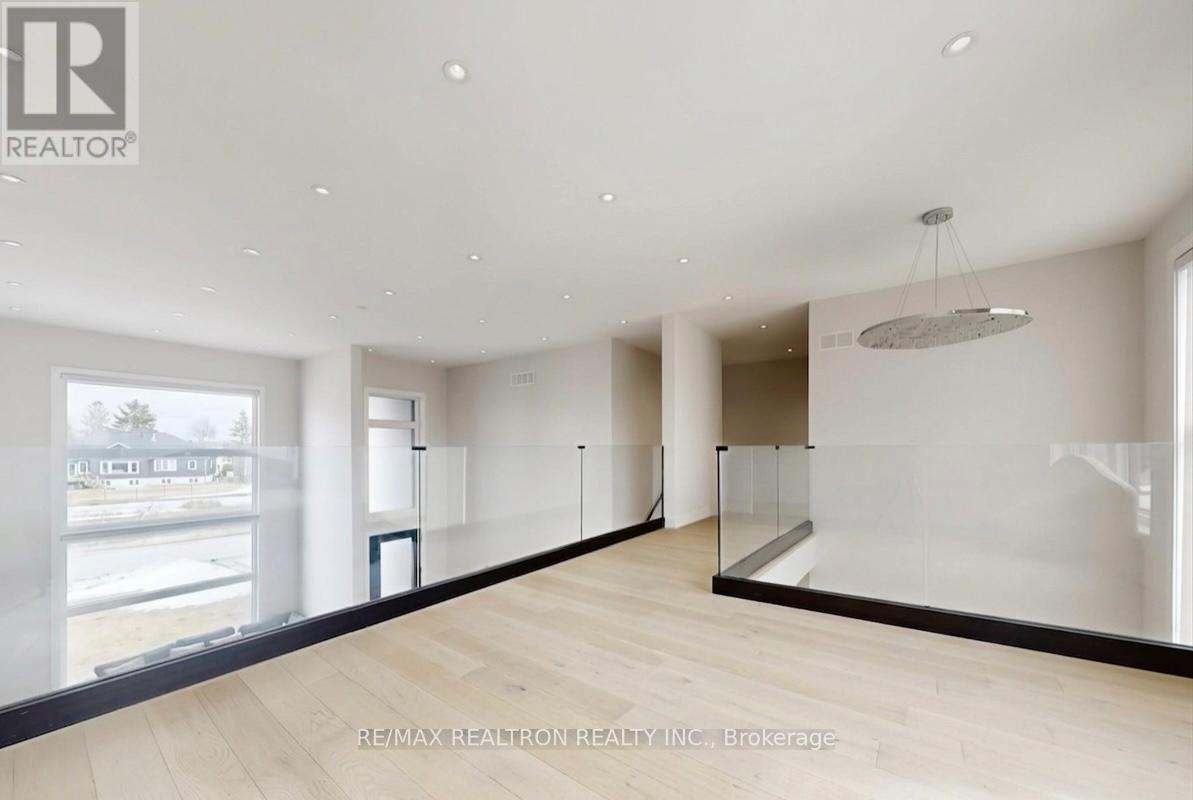 3714 Lakepoint Drive, Severn, Ontario  L3V 8M9 - Photo 16 - S12969580