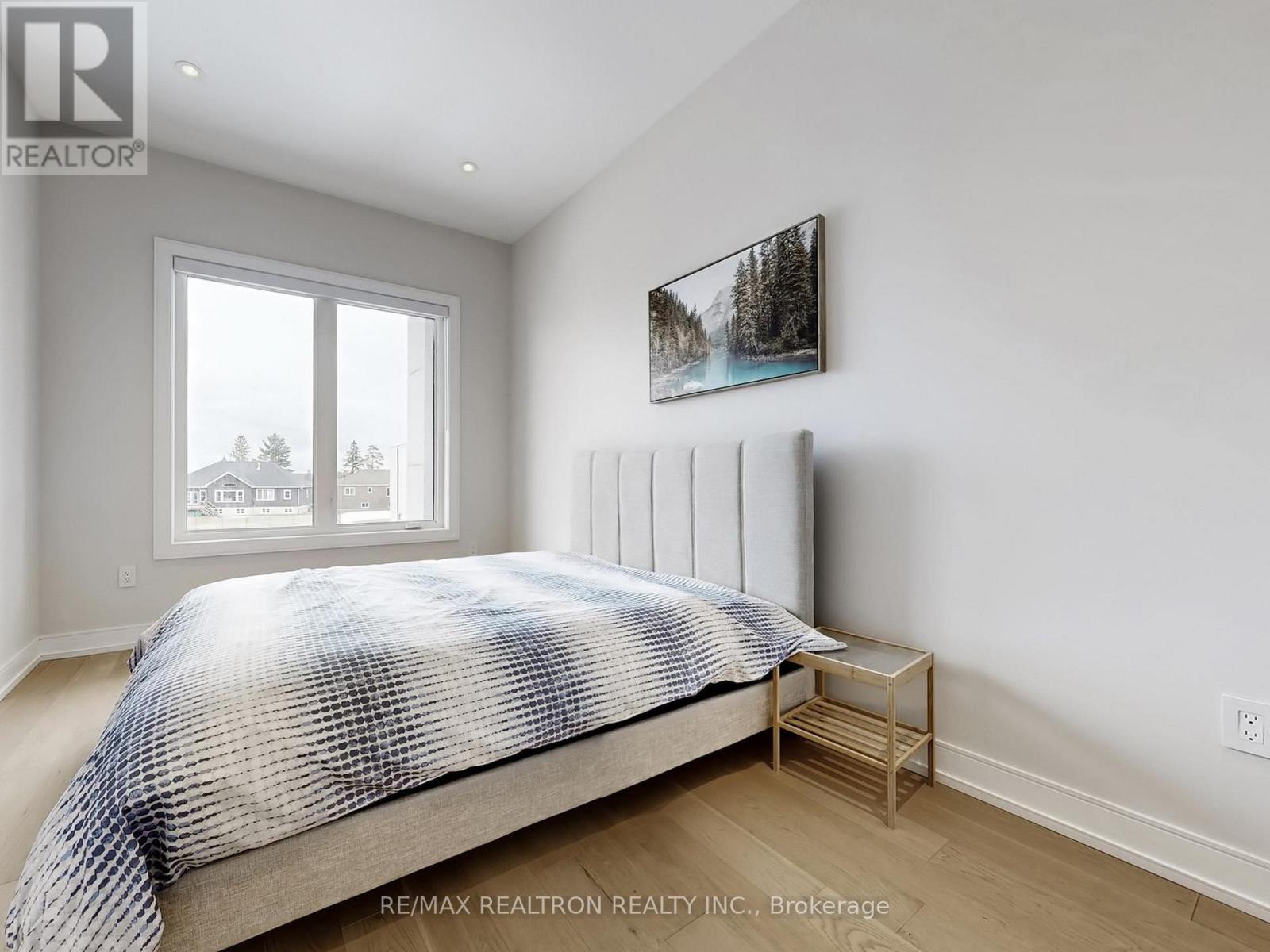 3714 Lakepoint Drive, Severn, Ontario  L3V 8M9 - Photo 24 - S12969580