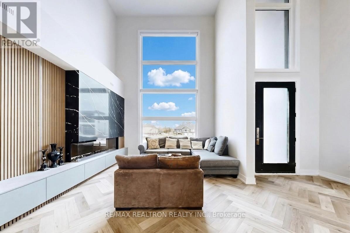 3714 Lakepoint Drive, Severn, Ontario  L3V 8M9 - Photo 3 - S12969580