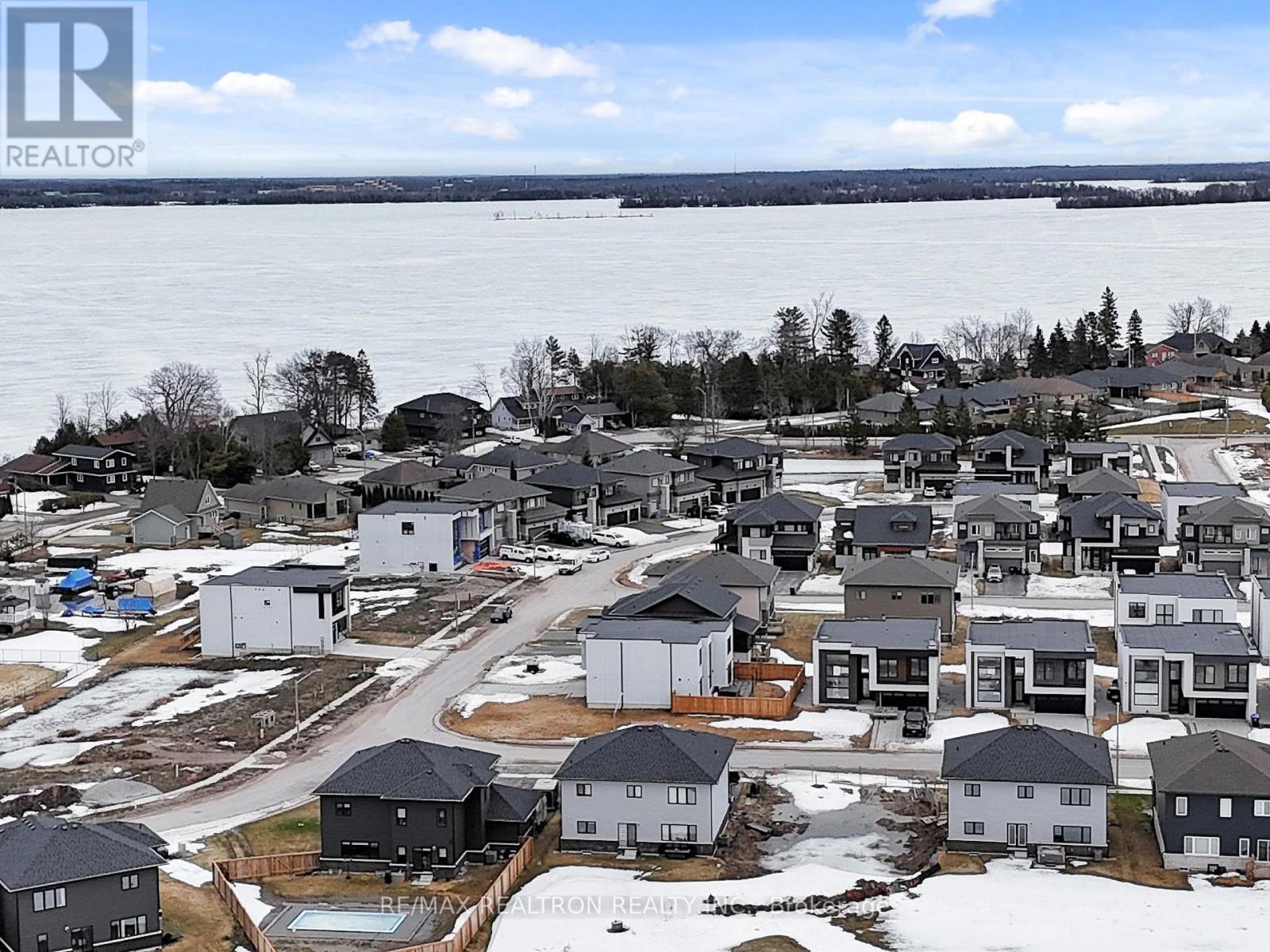 3714 Lakepoint Drive, Severn, Ontario  L3V 8M9 - Photo 33 - S12969580