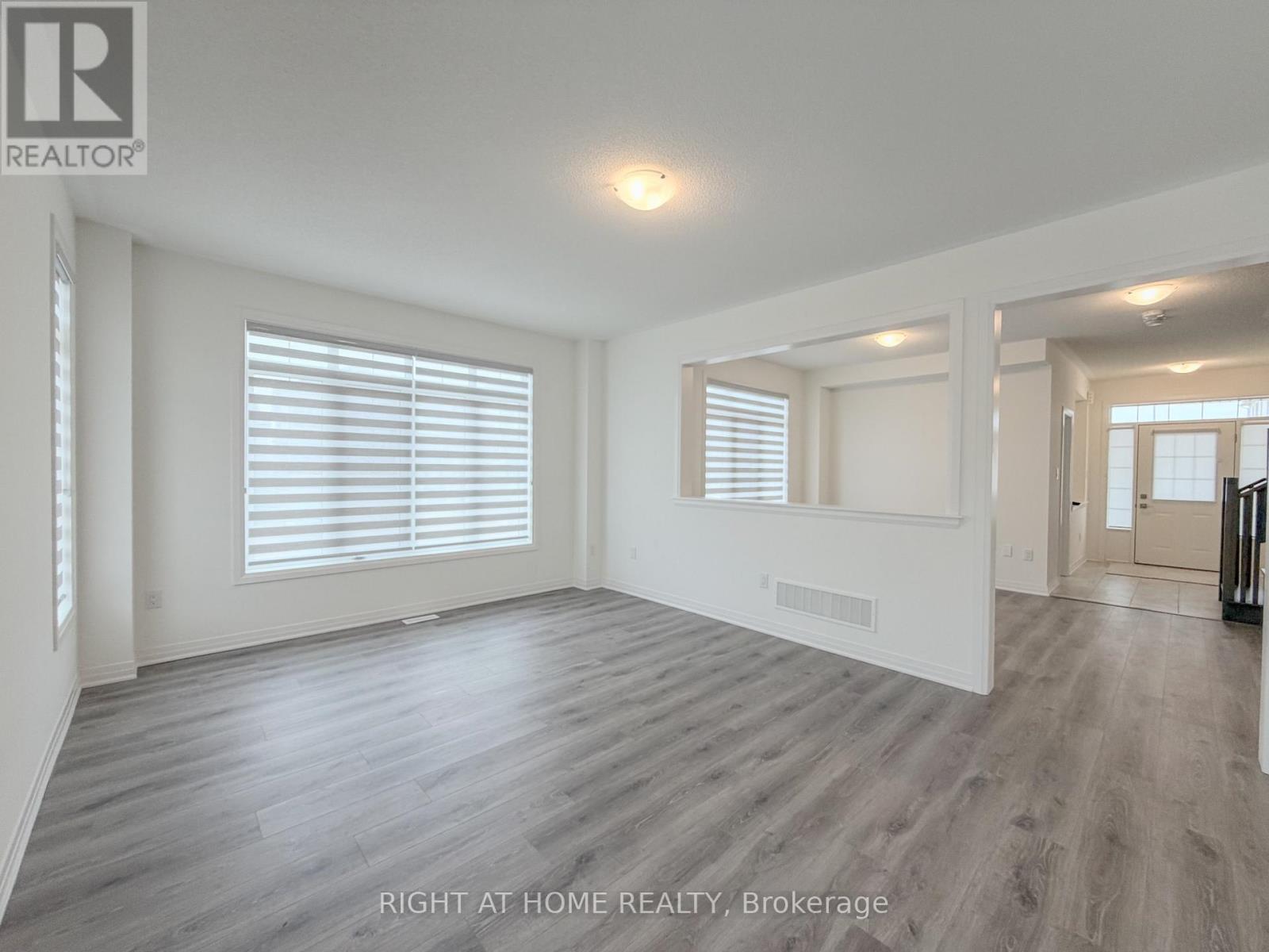 2 Sagewood Avenue, Barrie, Ontario  L9J 0L1 - Photo 10 - S12969674