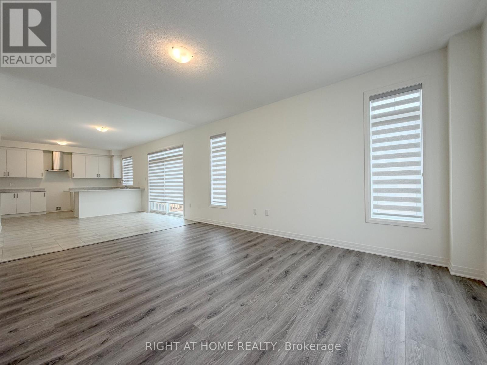 2 Sagewood Avenue, Barrie, Ontario  L9J 0L1 - Photo 12 - S12969674