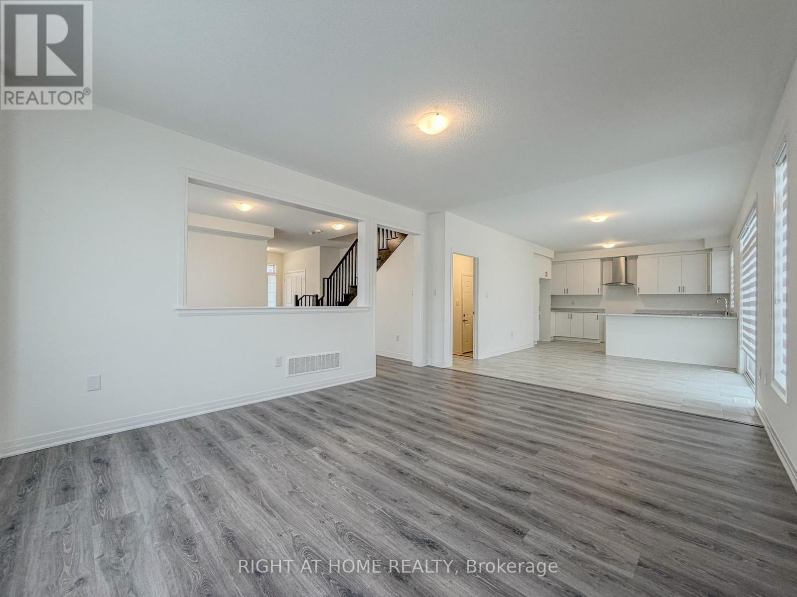 2 Sagewood Avenue, Barrie, Ontario  L9J 0L1 - Photo 13 - S12969674