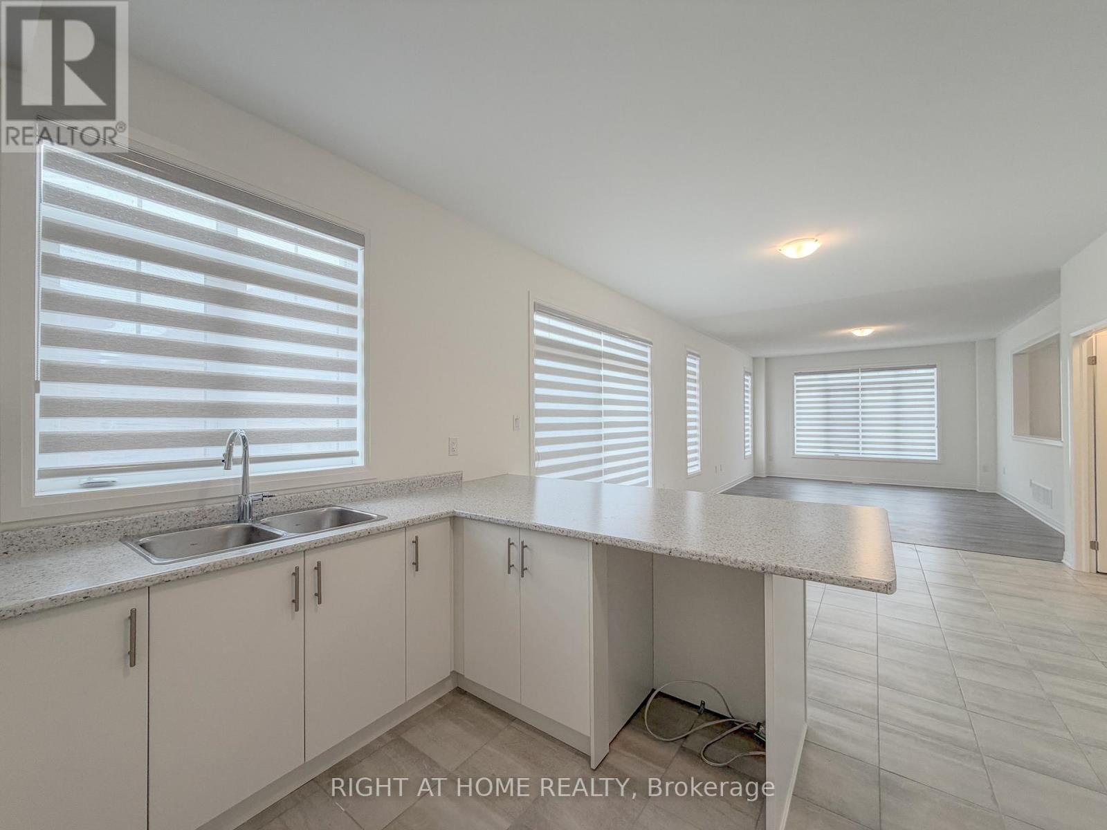 2 Sagewood Avenue, Barrie, Ontario  L9J 0L1 - Photo 20 - S12969674