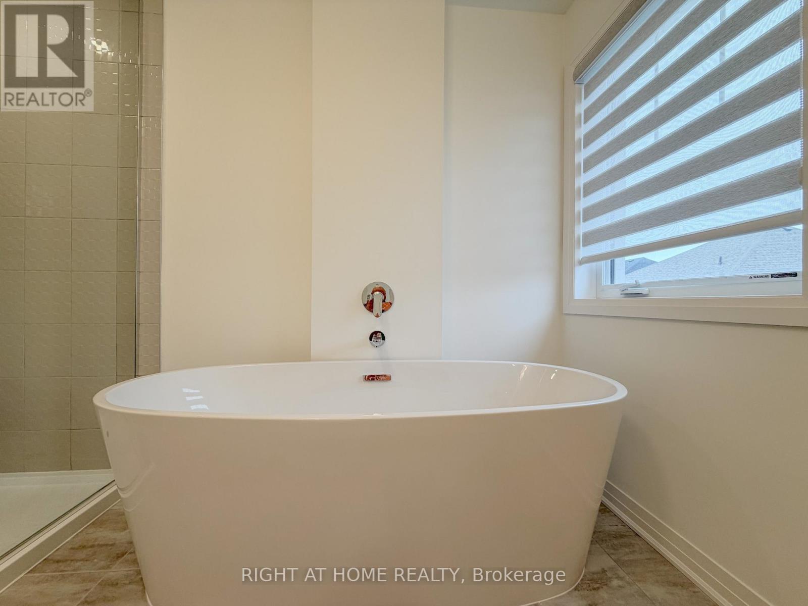 2 Sagewood Avenue, Barrie, Ontario  L9J 0L1 - Photo 30 - S12969674