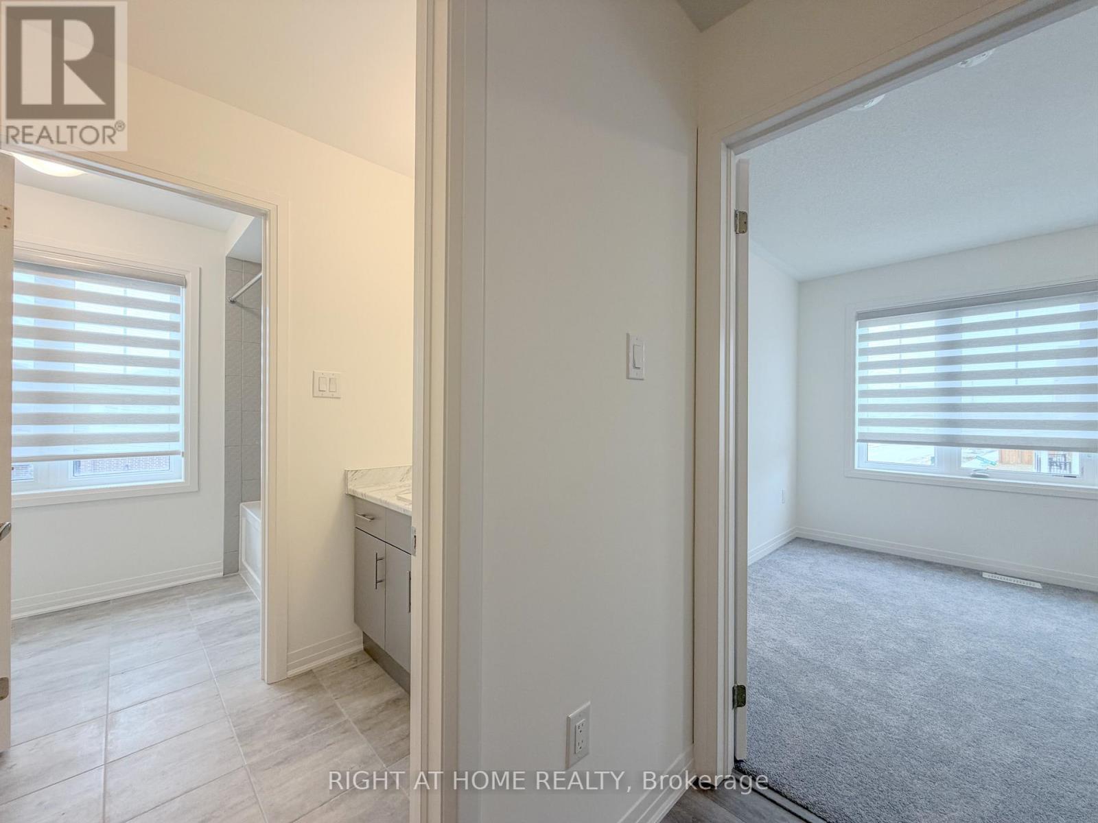 2 Sagewood Avenue, Barrie, Ontario  L9J 0L1 - Photo 32 - S12969674