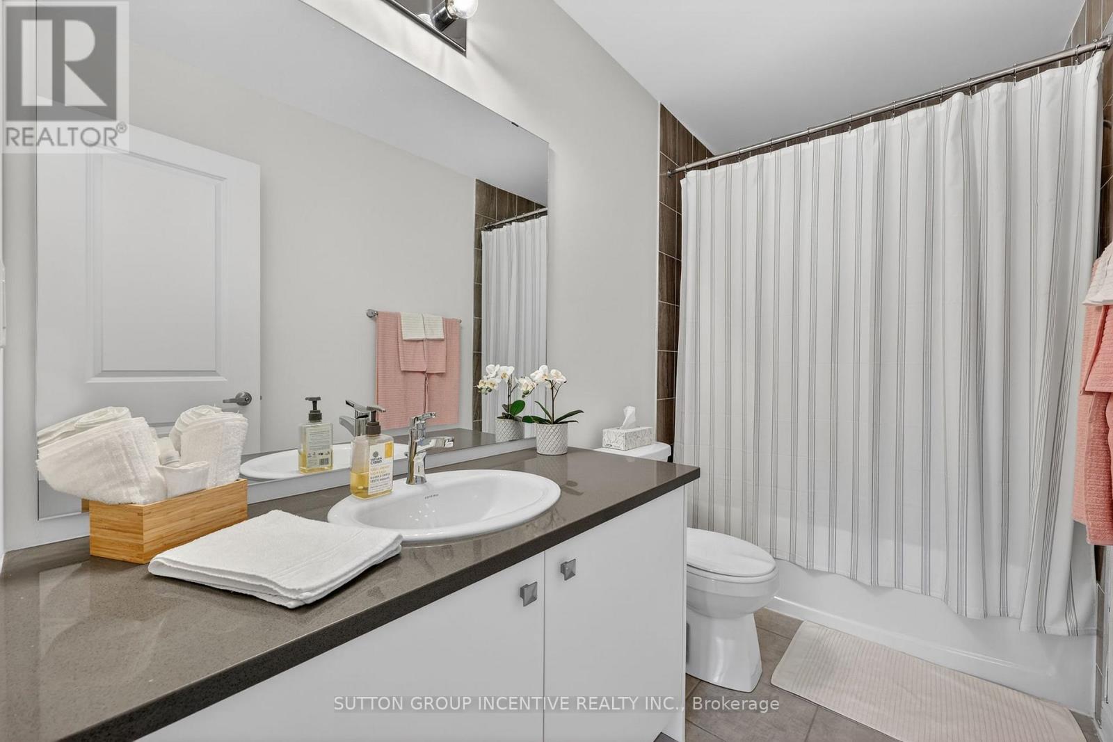 46 Spry Lane, Barrie, Ontario  L9J 0N6 - Photo 18 - S12969858