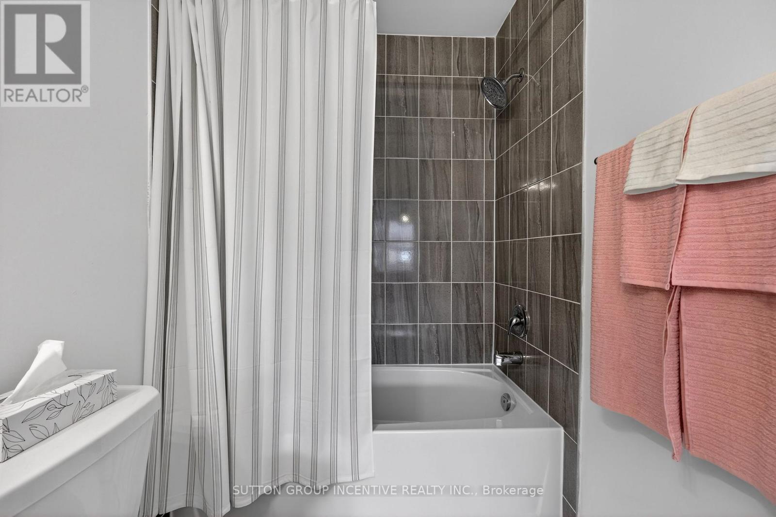 46 Spry Lane, Barrie, Ontario  L9J 0N6 - Photo 20 - S12969858