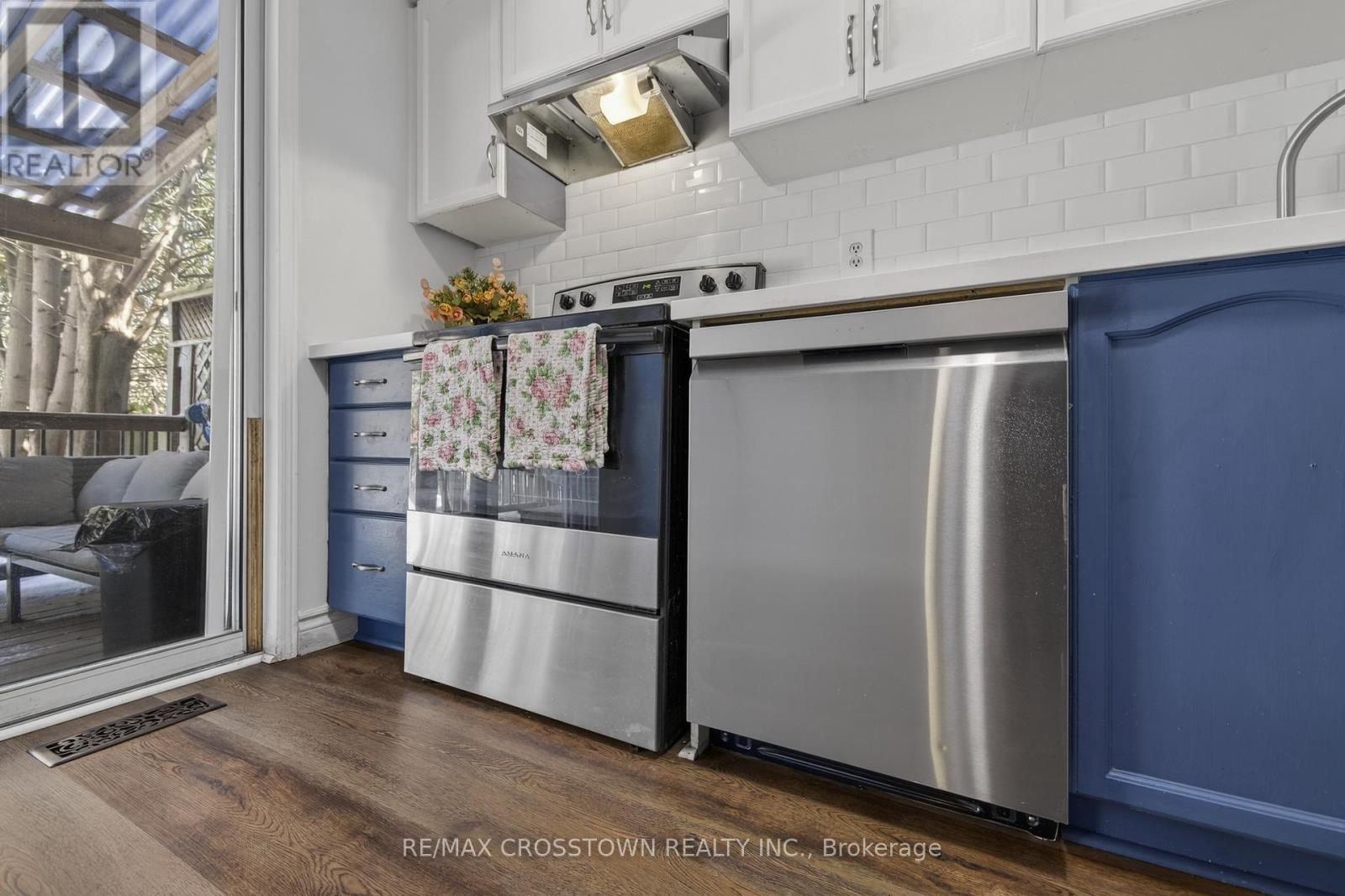 47 Lyfytt Crescent, Barrie (West Bayfield), Ontario  L4N 7X5 - Photo 19 - S12969952