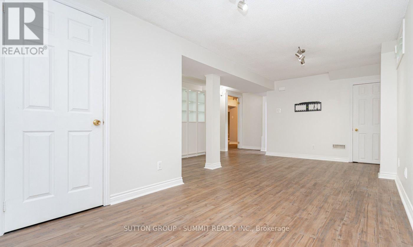 1100 Feeley Court, Mississauga, Ontario  L5J 4S5 - Photo 13 - W12896912