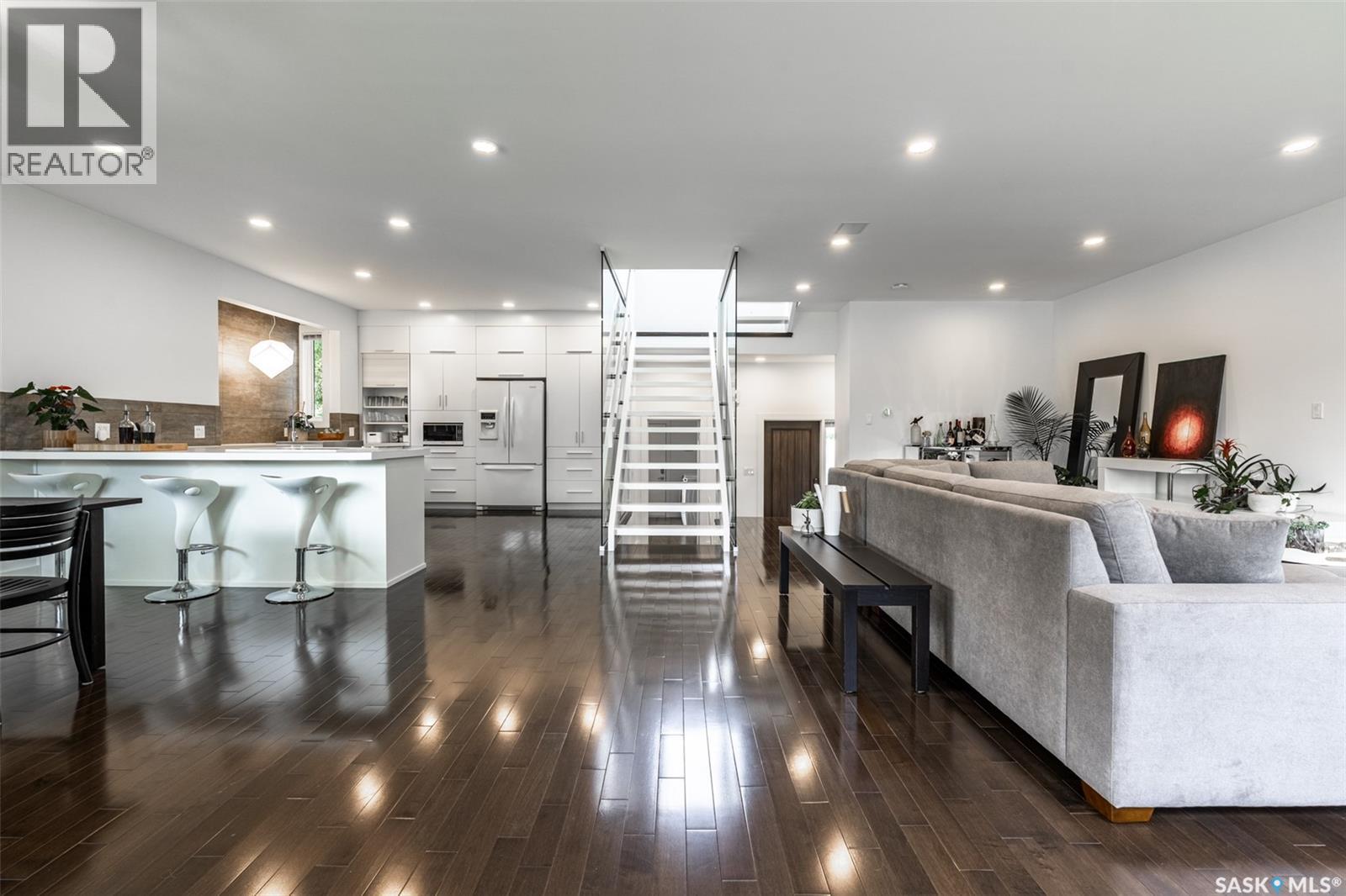 1150 Spadina Crescent E, Saskatoon, Saskatchewan  S7K 3H8 - Photo 6 - SK032322