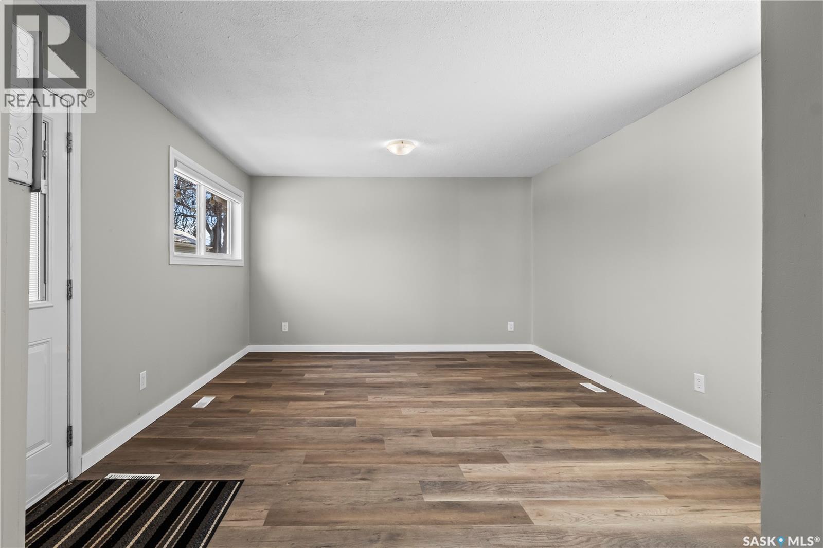 1371 River Street E, Prince Albert, Saskatchewan  S6V 0B8 - Photo 12 - SK032297