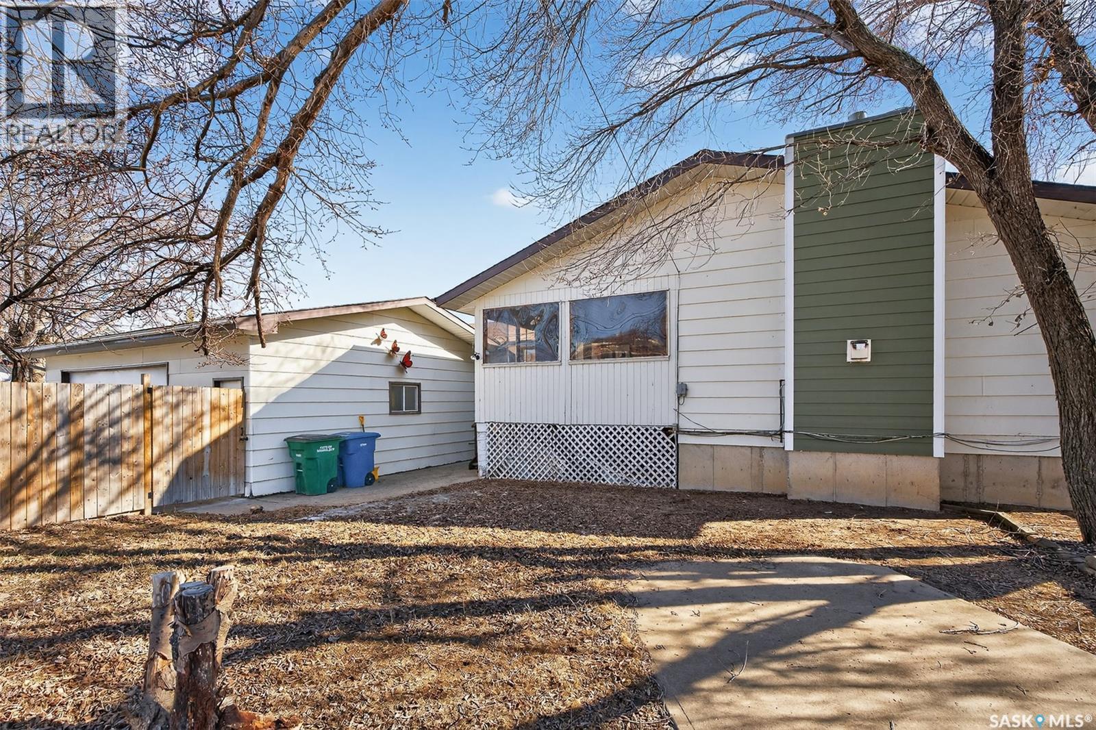 1208 Athabasca Street W, Moose Jaw, Saskatchewan  S6H 6C6 - Photo 50 - SK032233