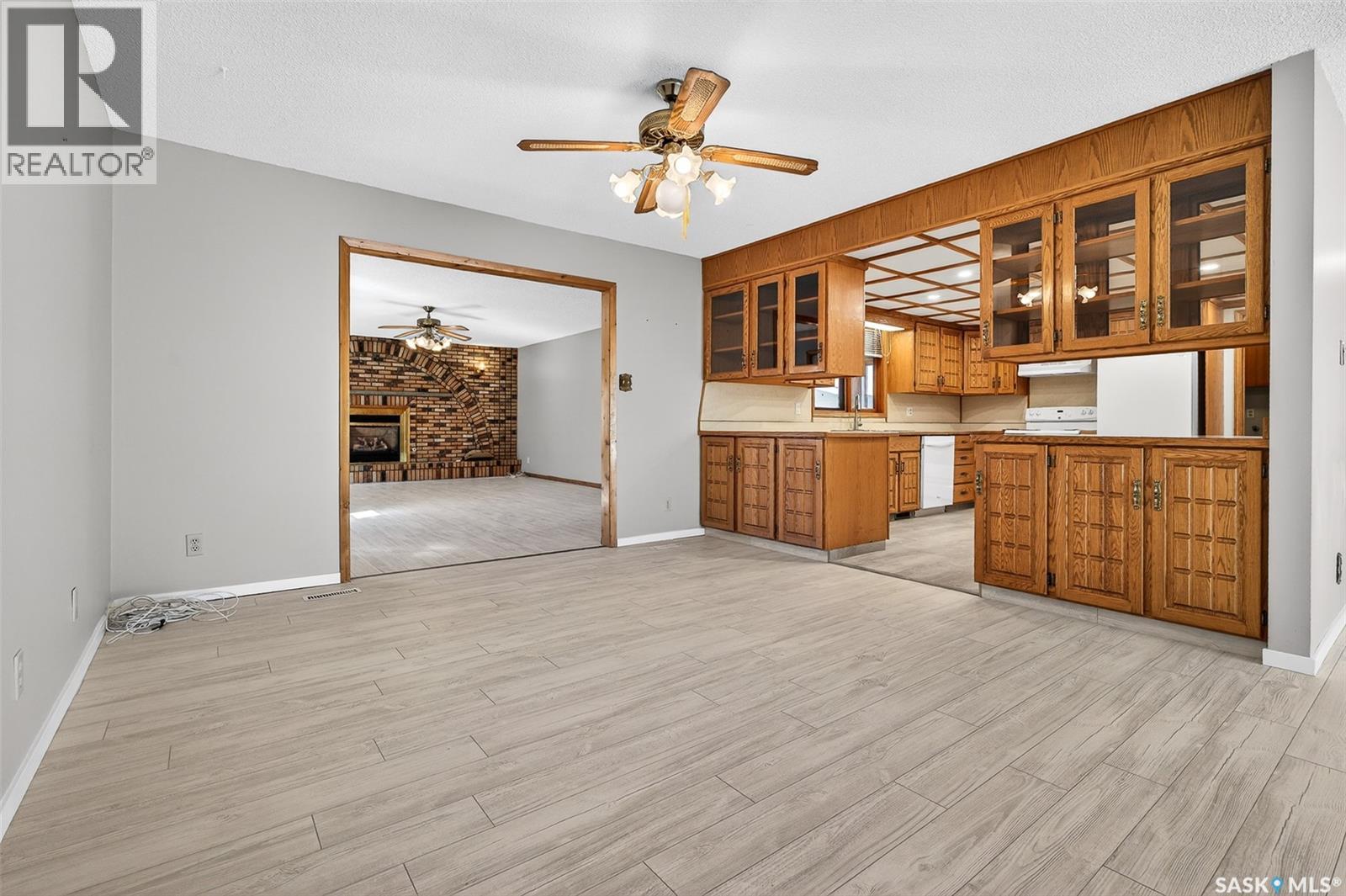 1208 Athabasca Street W, Moose Jaw, Saskatchewan  S6H 6C6 - Photo 7 - SK032233