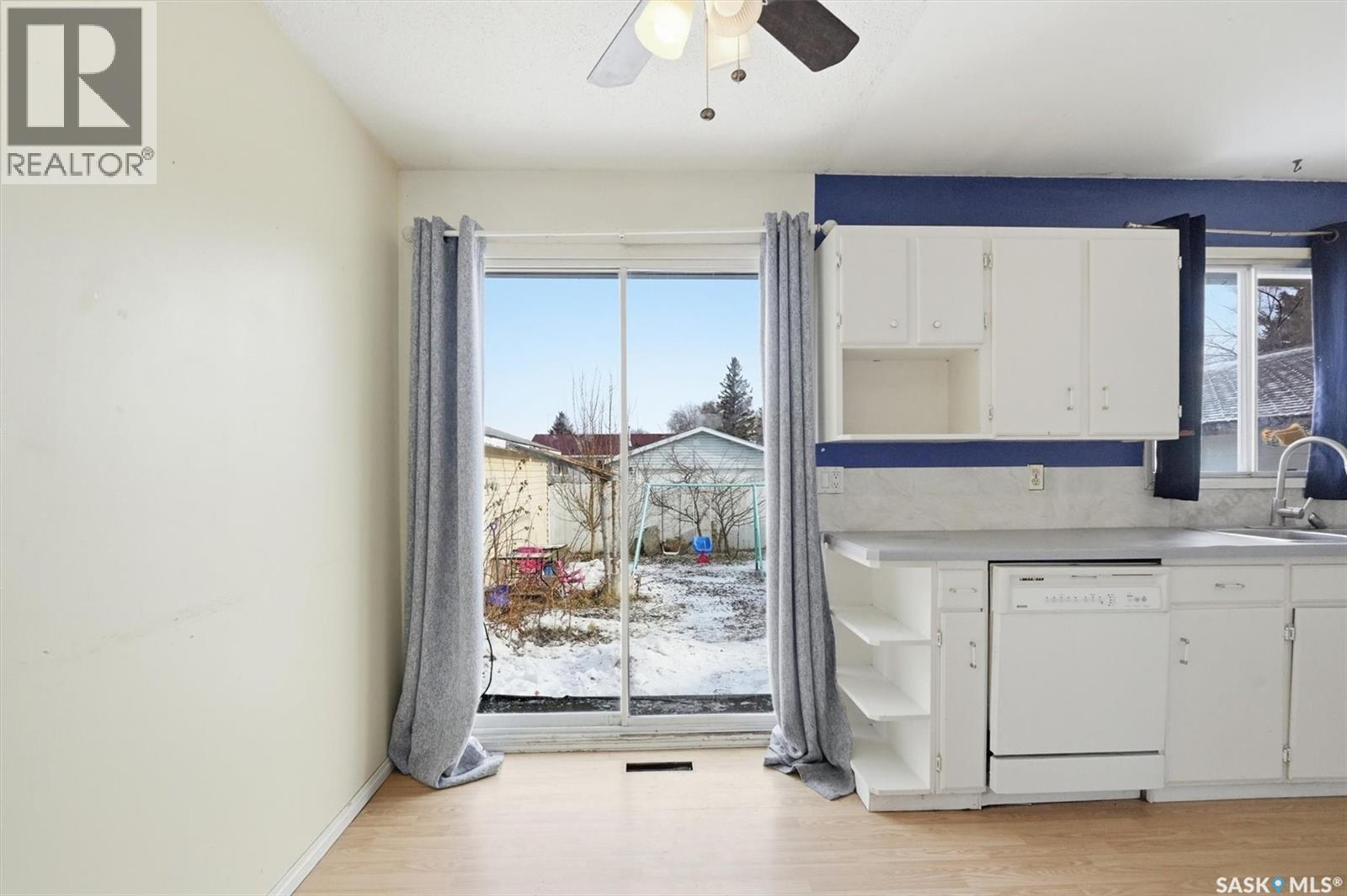 554 Fisher Crescent, Saskatoon, Saskatchewan  S7L 5E5 - Photo 12 - SK032224