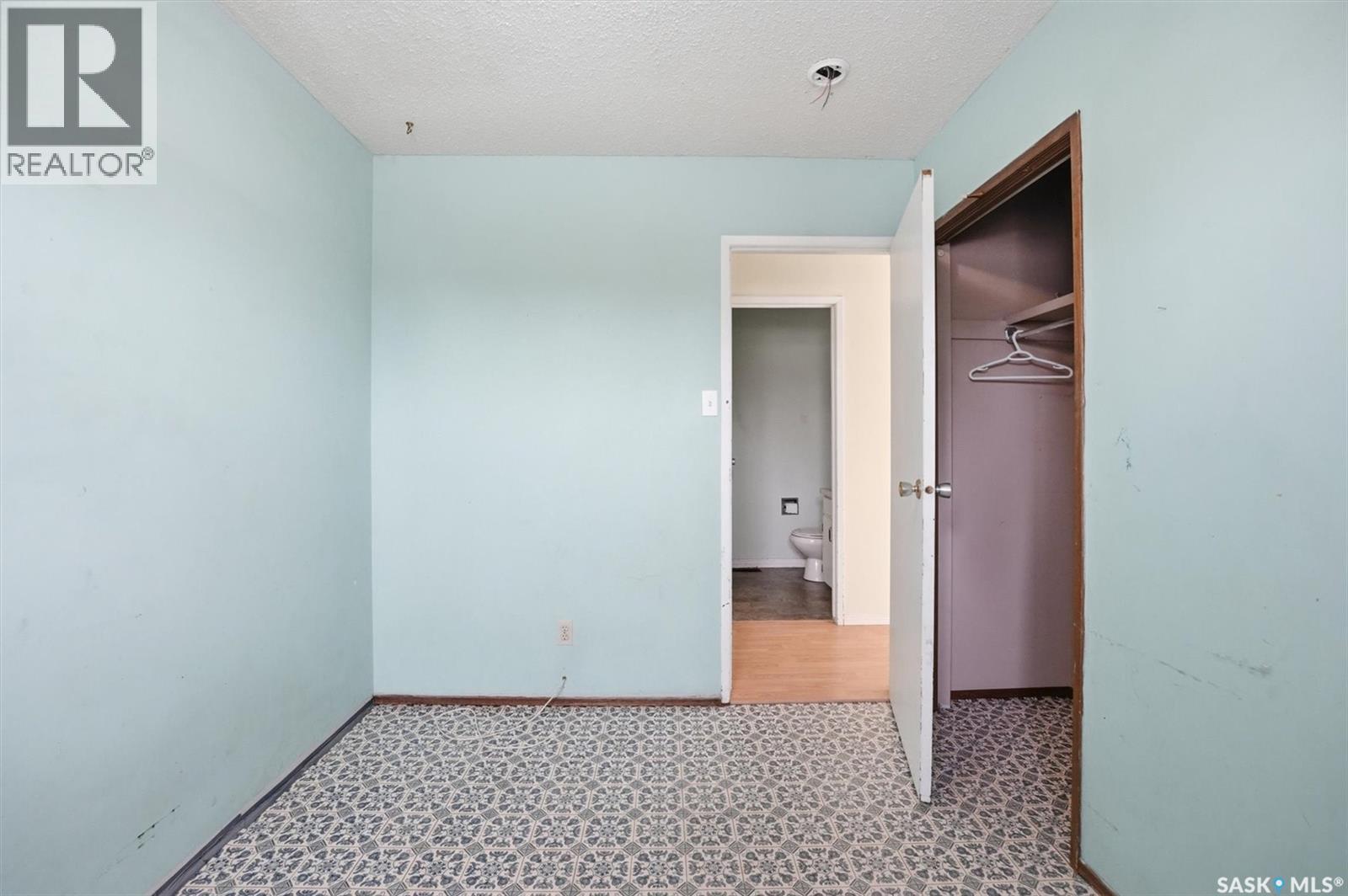 554 Fisher Crescent, Saskatoon, Saskatchewan  S7L 5E5 - Photo 22 - SK032224