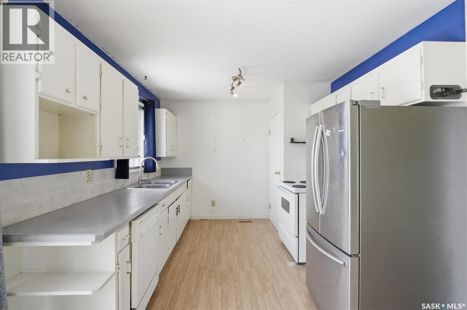 554 Fisher Crescent, Saskatoon, Saskatchewan  S7L 5E5 - Photo 7 - SK032224