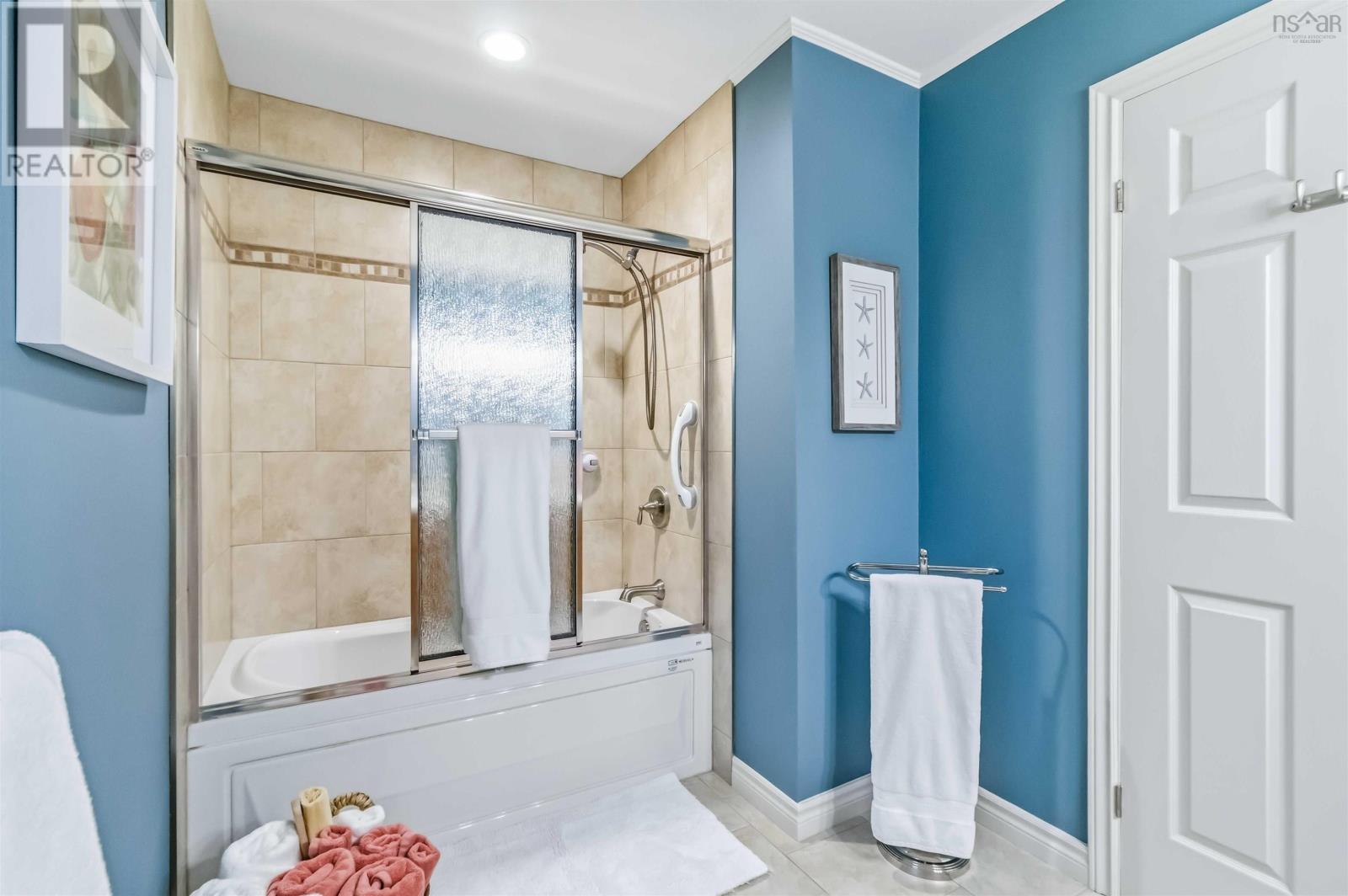 15 Stoneridge Court, Bridgewater, Nova Scotia  B4V 3T9 - Photo 25 - 202600234