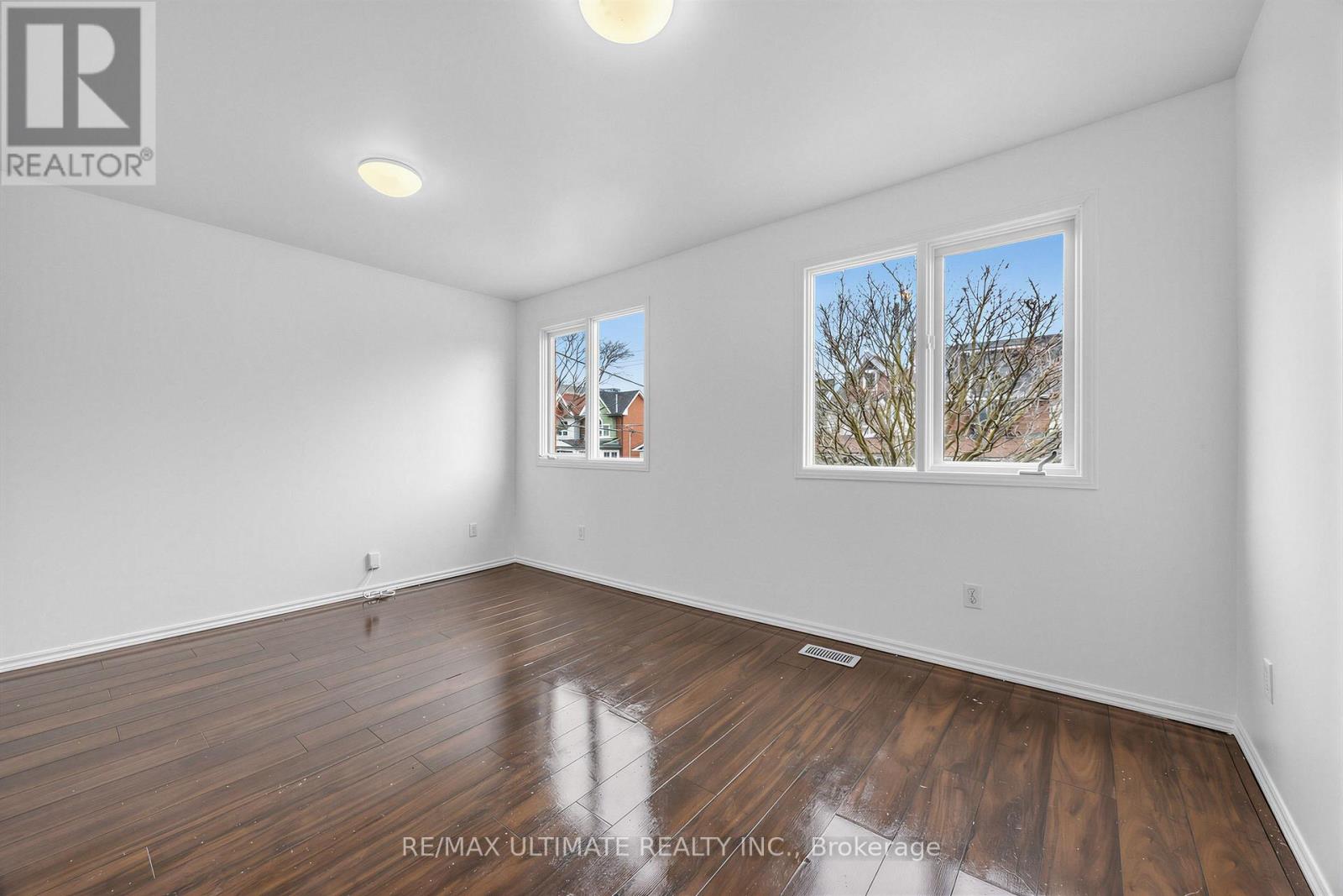 57 Shanly Street, Toronto, Ontario  M6H 1S4 - Photo 17 - W12969504