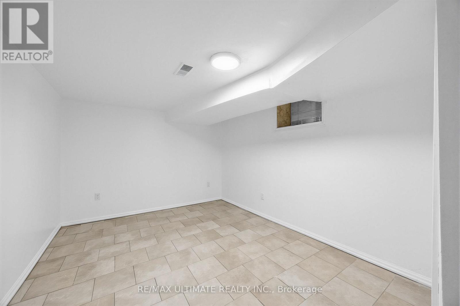 57 Shanly Street, Toronto, Ontario  M6H 1S4 - Photo 27 - W12969504